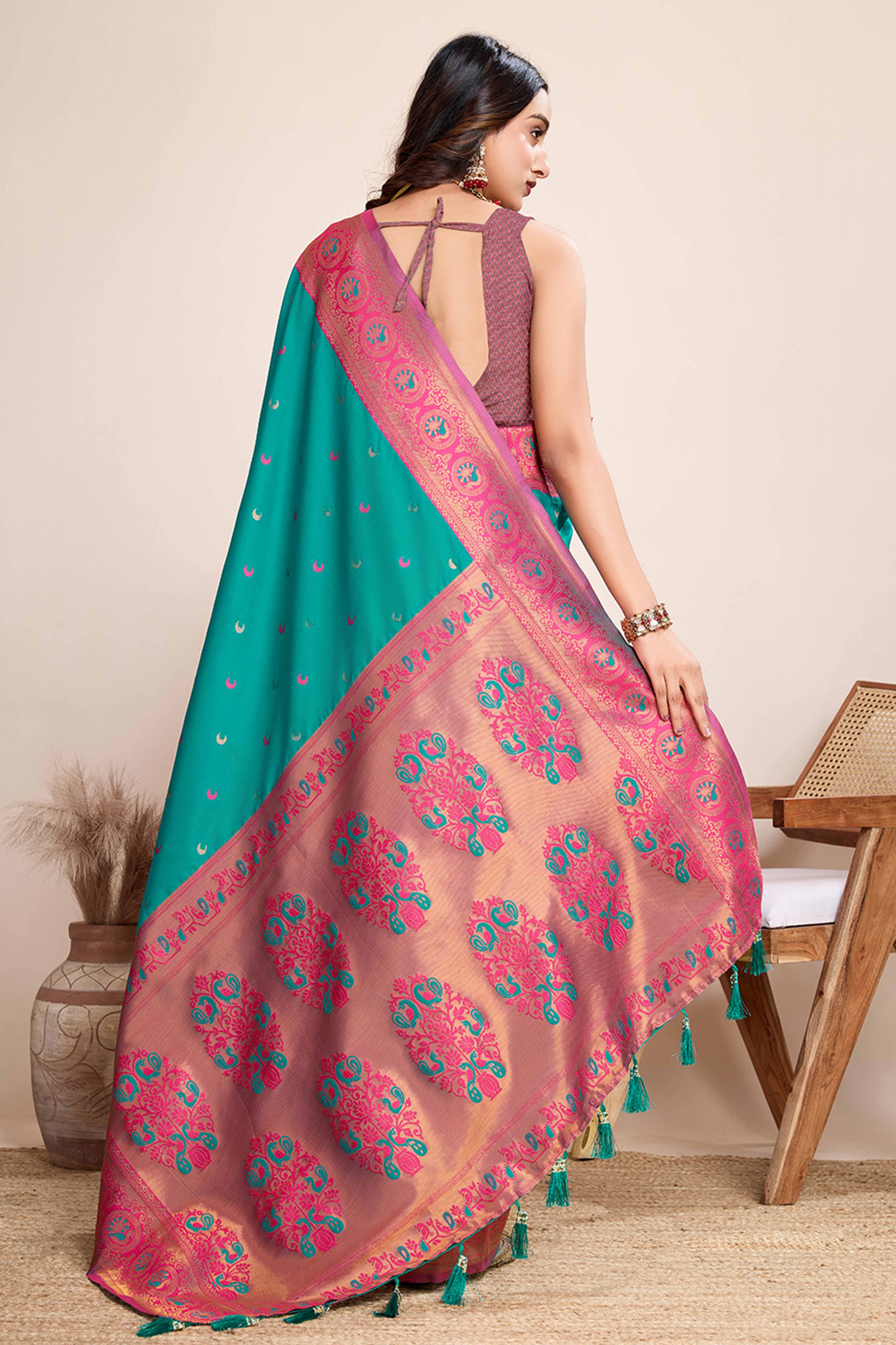 Rama Green Zari Weaving Banarasi Silk Saree