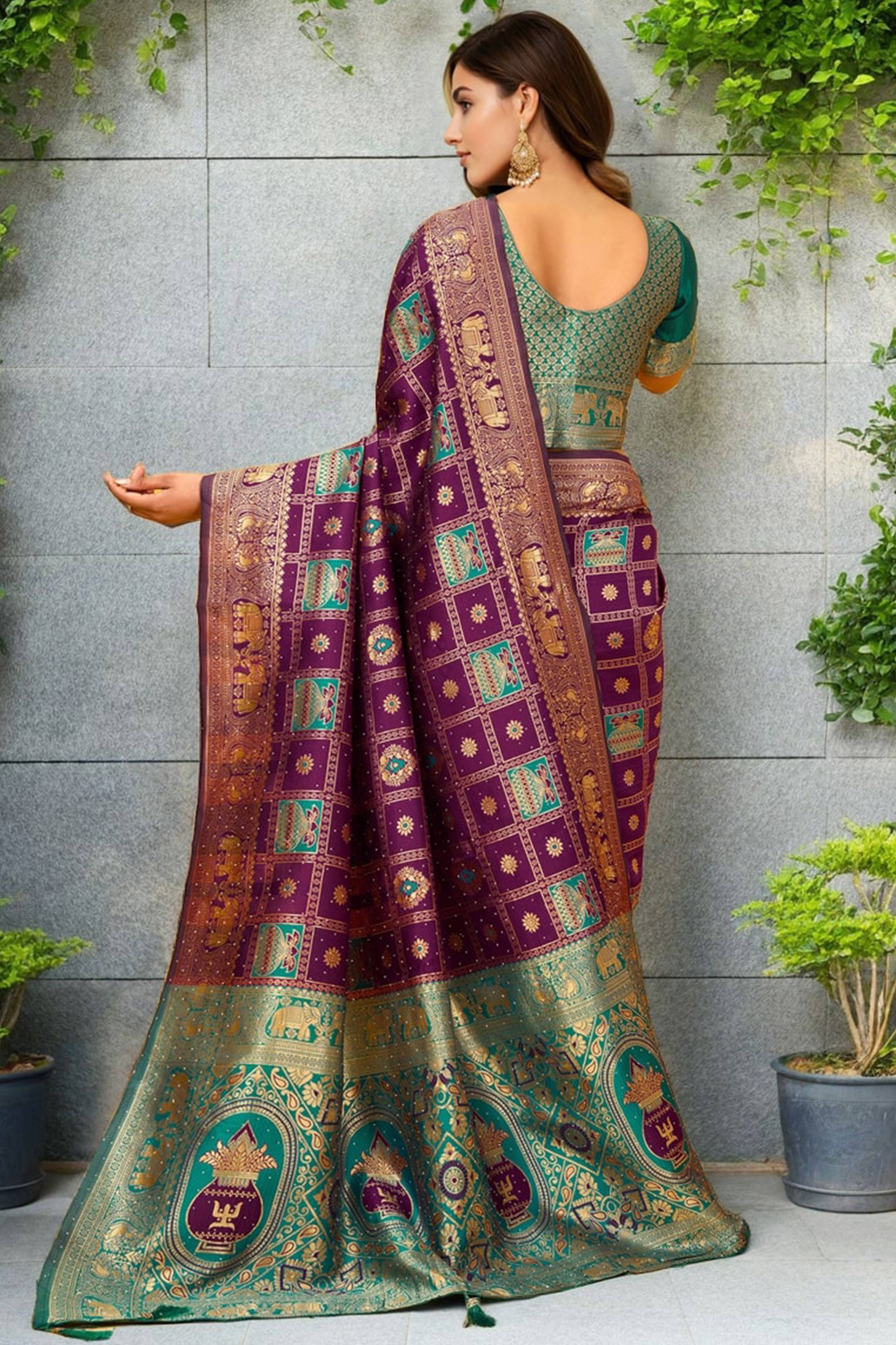 Purple Floral Weaving Paithani Saree In Soft Silk Accented With A Stylish Tassel Border Pallu