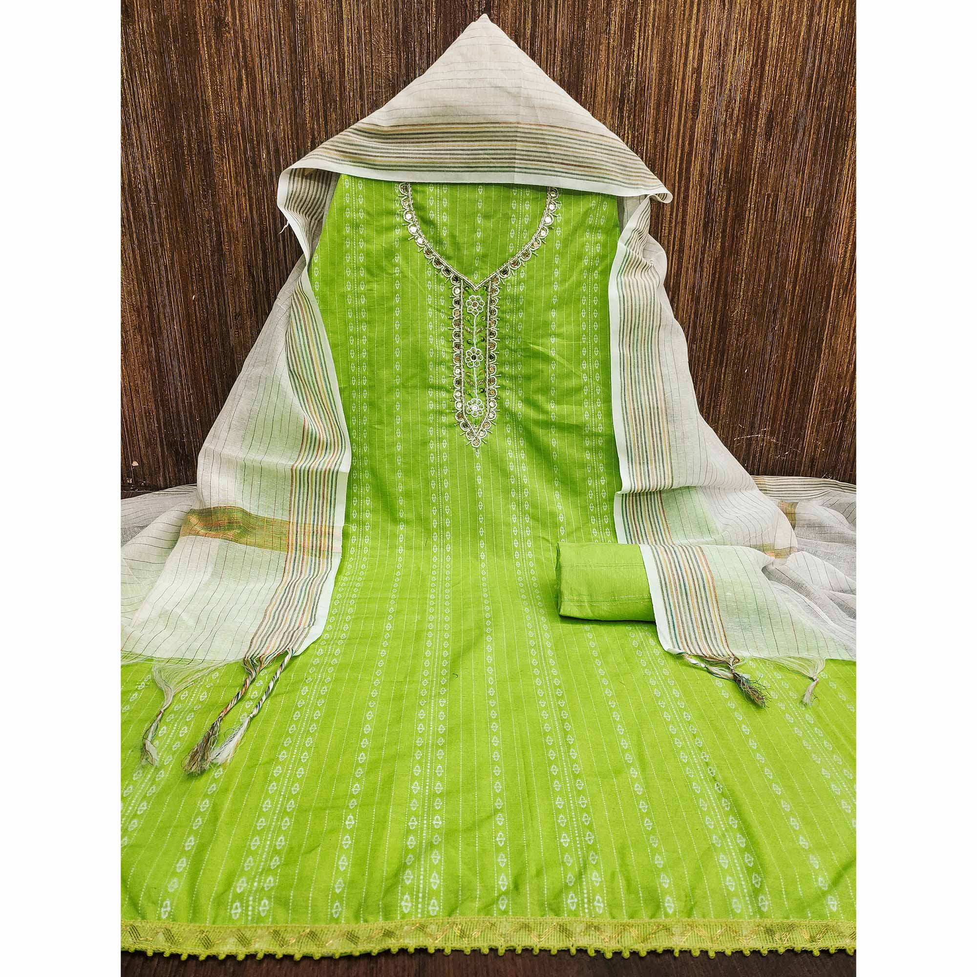 GNGR-41184-GREEN