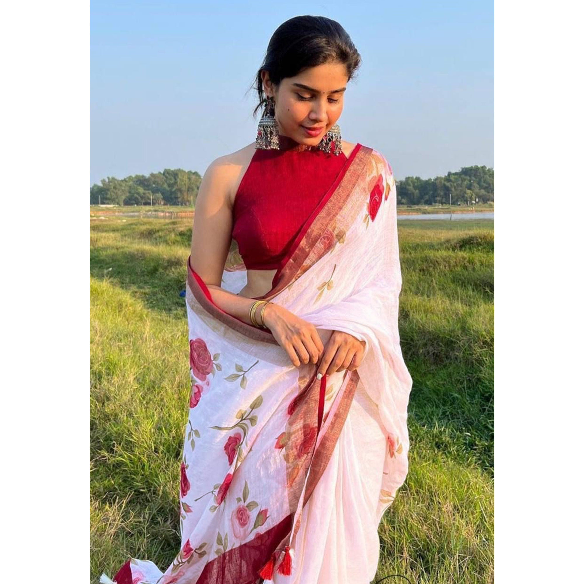 White Floral Digital Printed Linen Saree