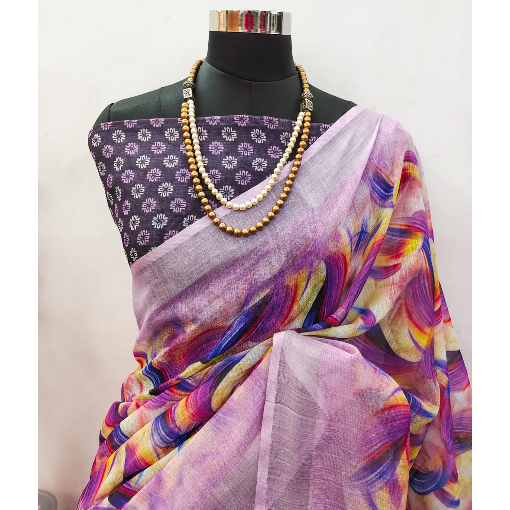 Pink Digital Printed Linen Saree With Border