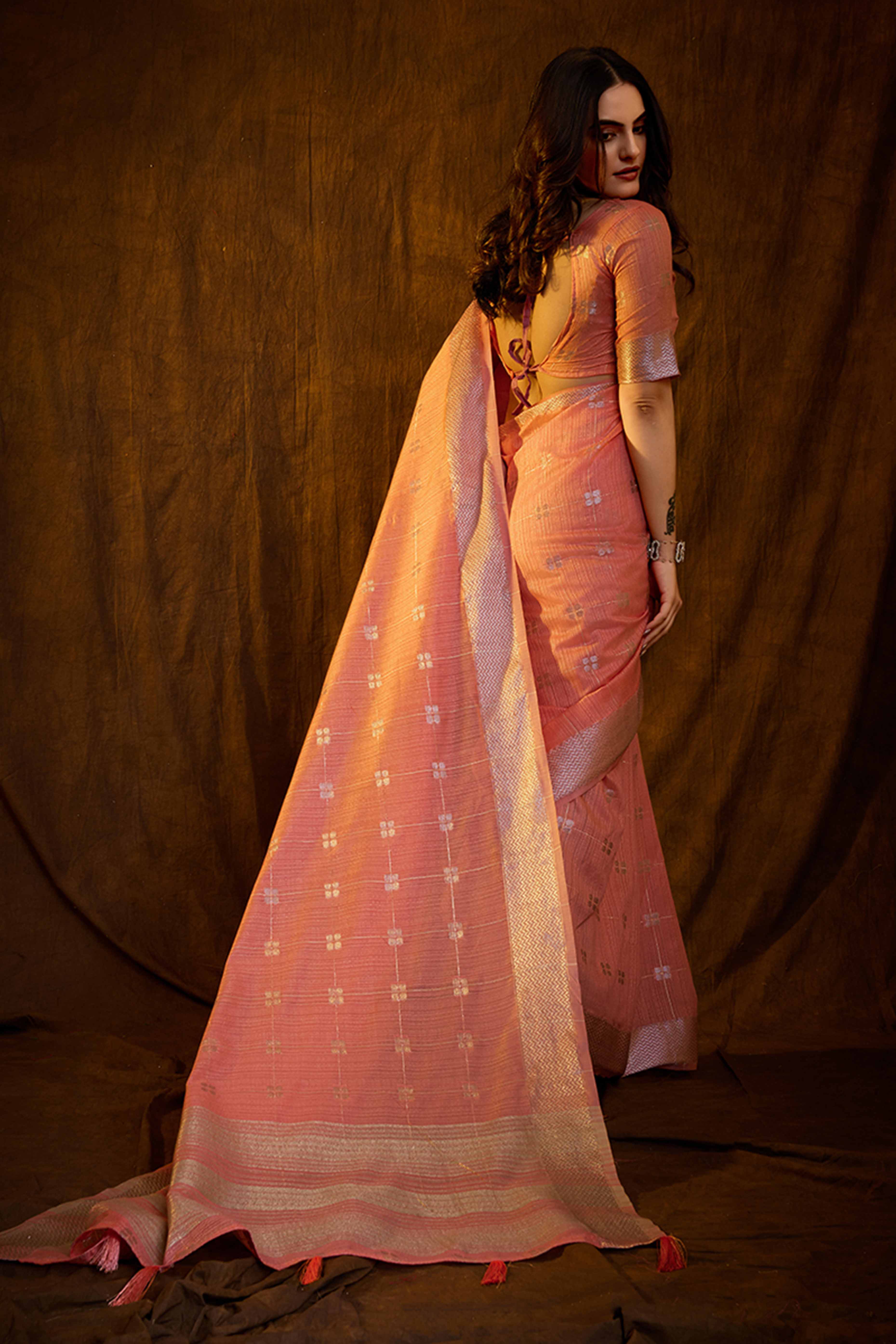 Peach Zari Woven Saree in Lustrous Cotton Silk Fabric