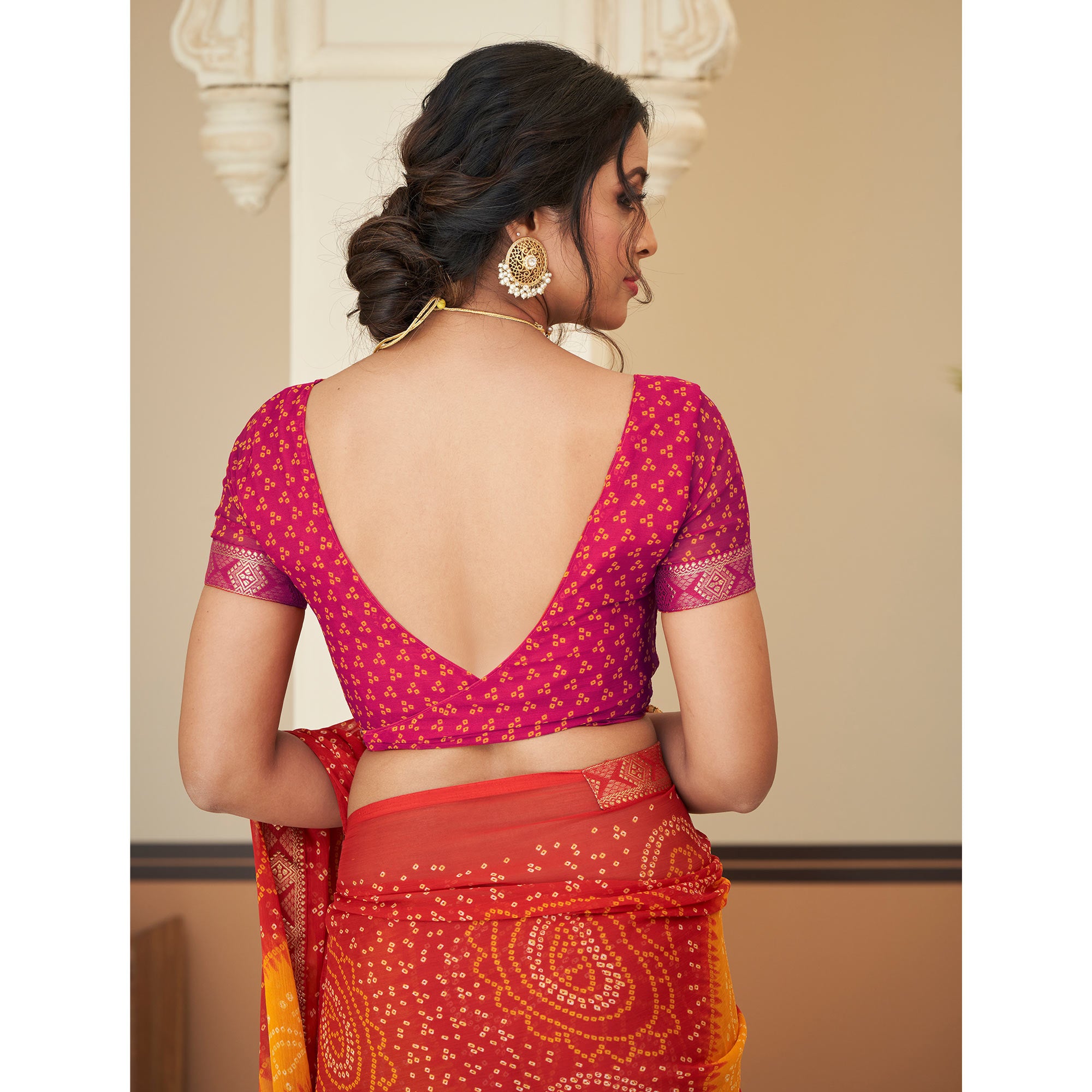 Red & Magenta Bandhani Printed Chiffon Saree With Lace Border