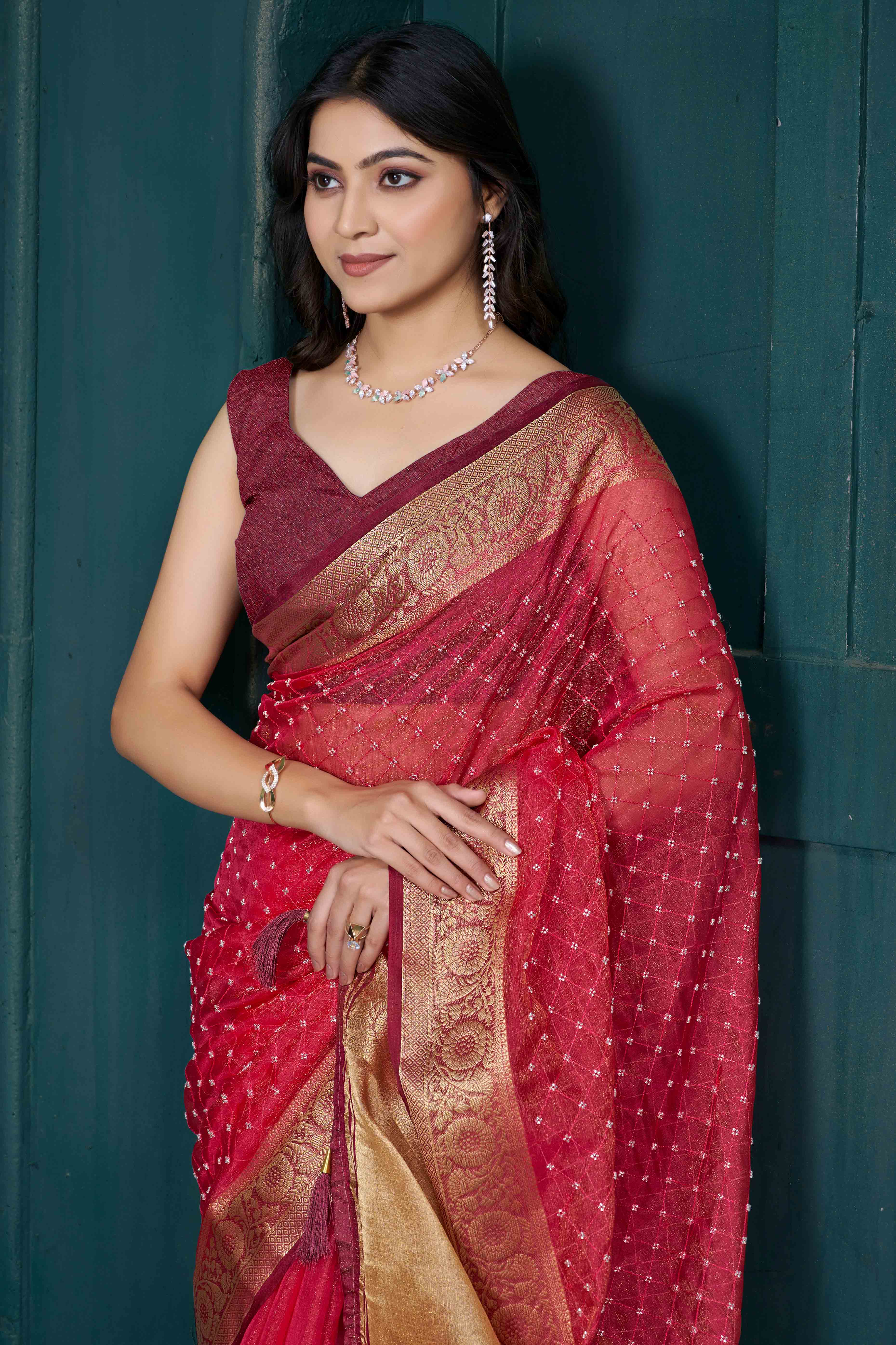 Red Jacquard Saree With Intricate Beads Handwork & Floral Weaving Border