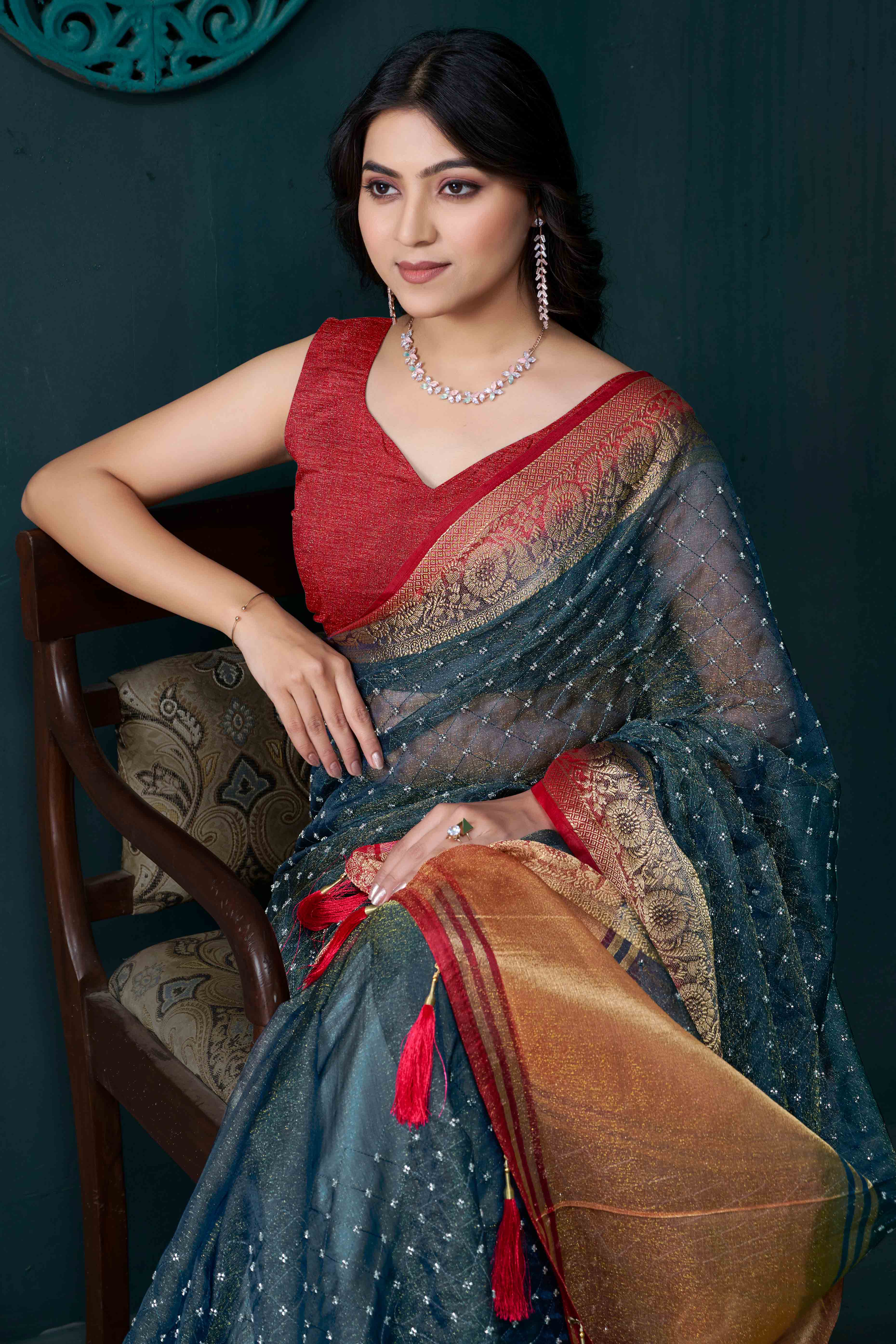 Grey Jacquard Saree With Intricate Beads Handwork & Floral Weaving Border