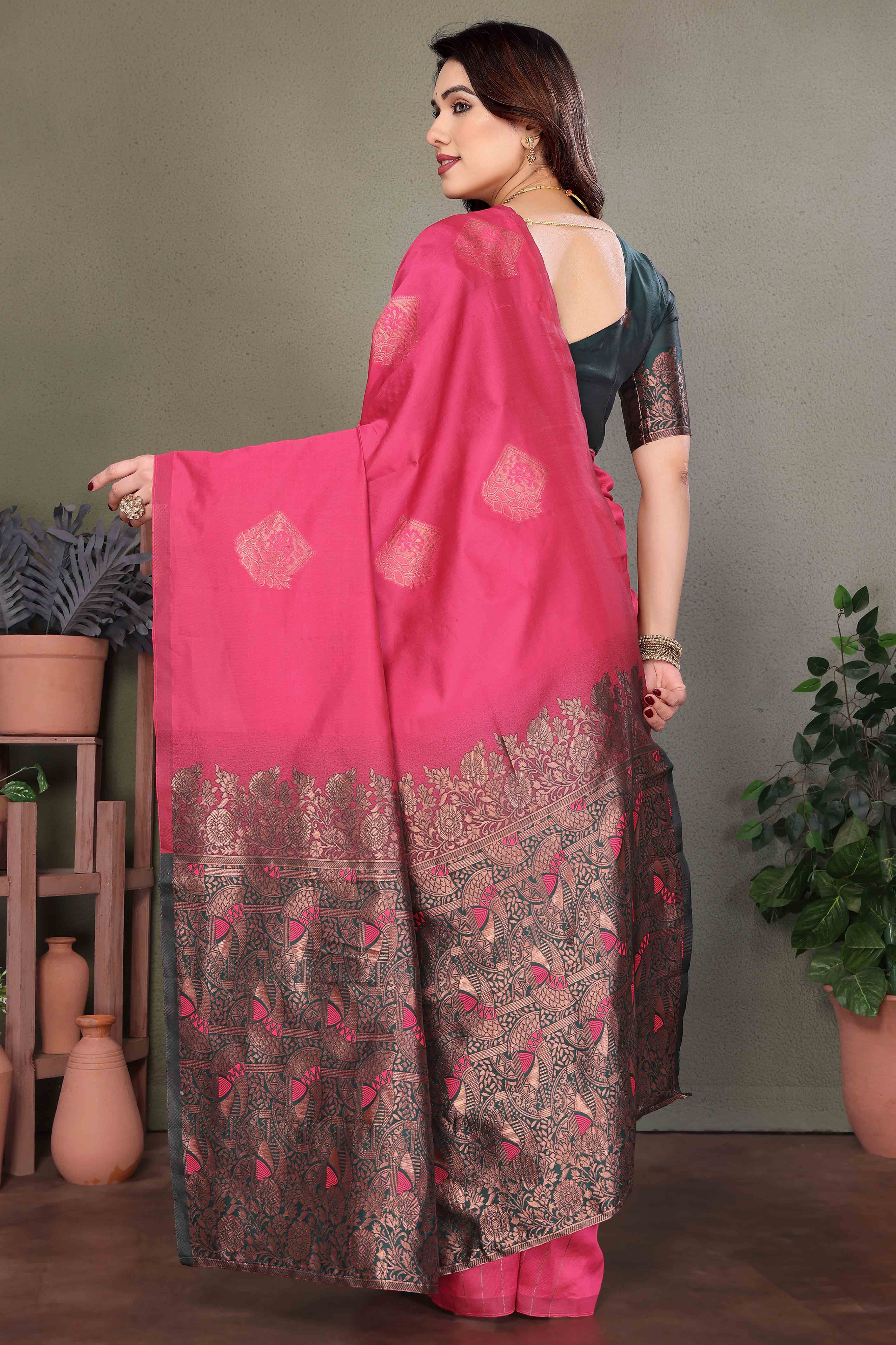 Pink Banarasi Silk Saree With Exquisite Floral Zari Weaving