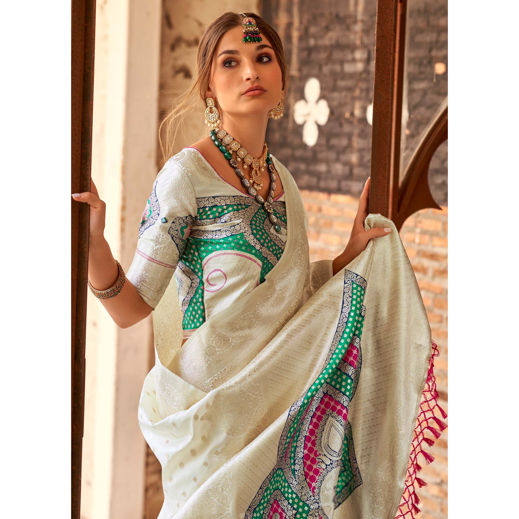 White Floral Woven Banarasi Silk Saree With Tassels