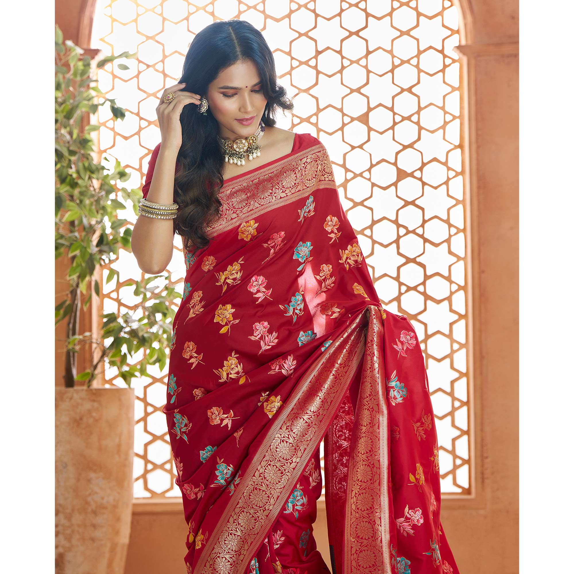 Red Floral Woven Pure Banarasi Silk Saree