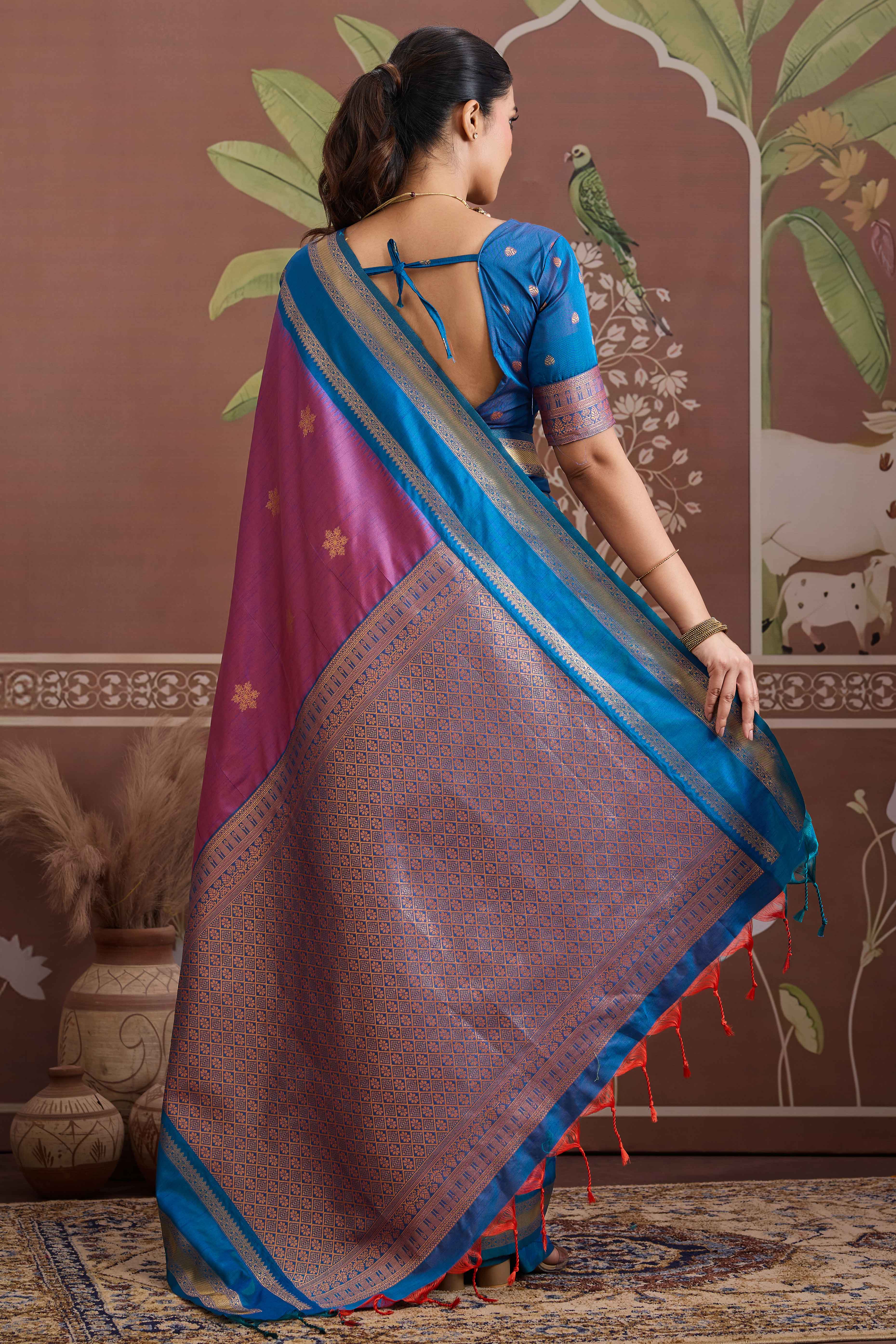 Luxury Style Purple Saree in Silk Blend with Intricate Zari Work