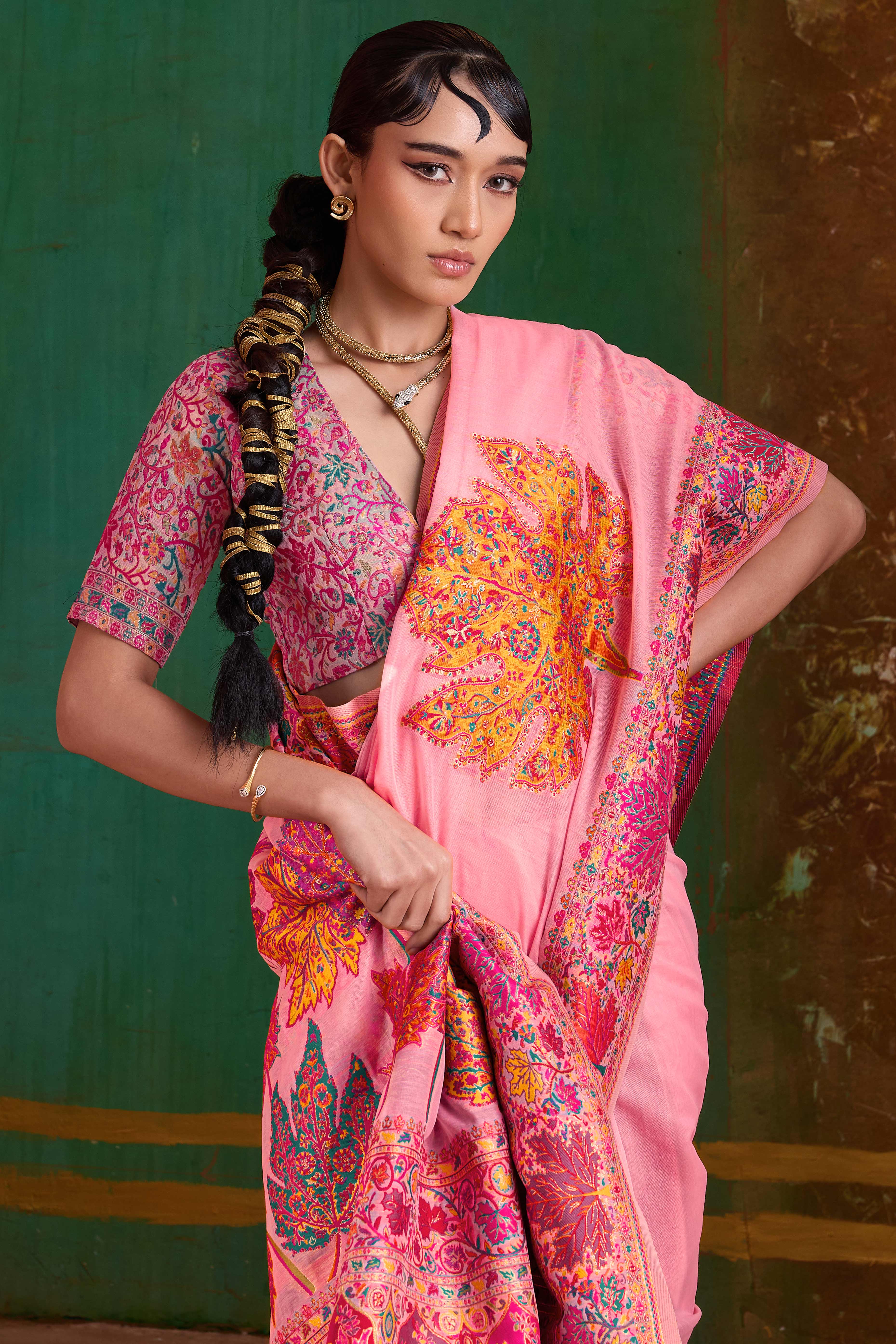 Luxurious Pink Leaf Motif Pashmina Weaving Modal Cotton Blend Saree With Refined Appeal