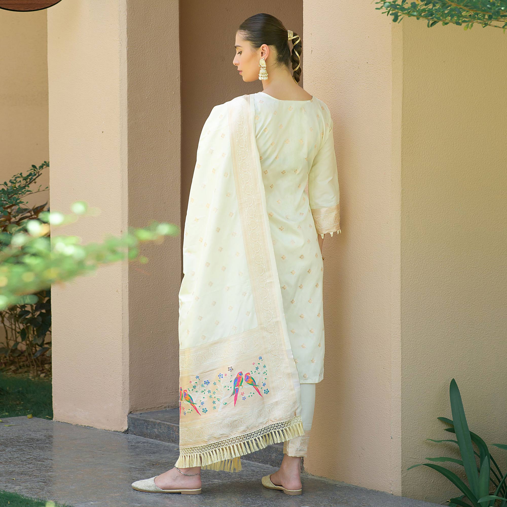 Off white Floral Woven Banarasi Silk Paithani Dress Material