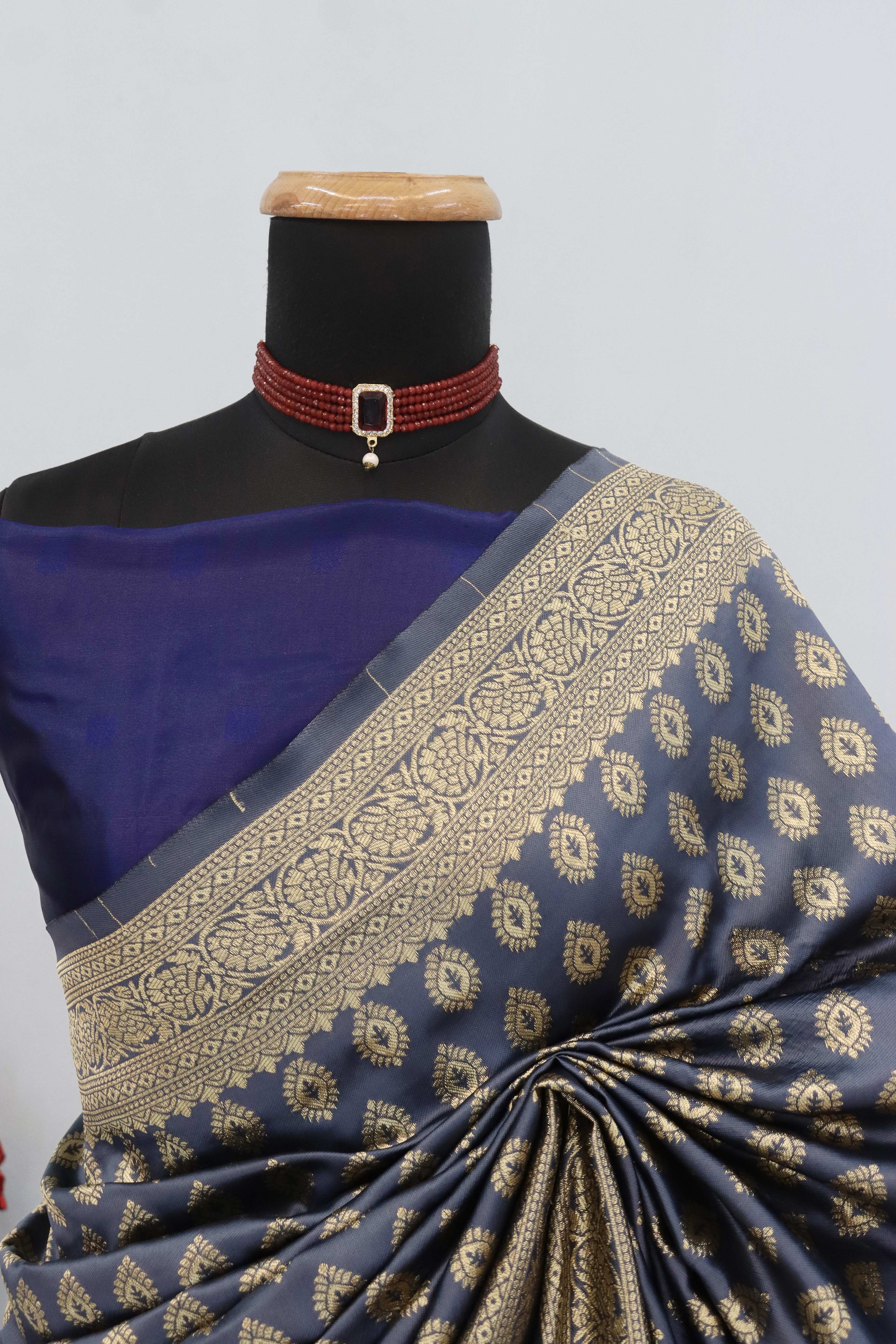 Grey Floral Zari Woven Banarasi Silk Saree For Timeless Elegance