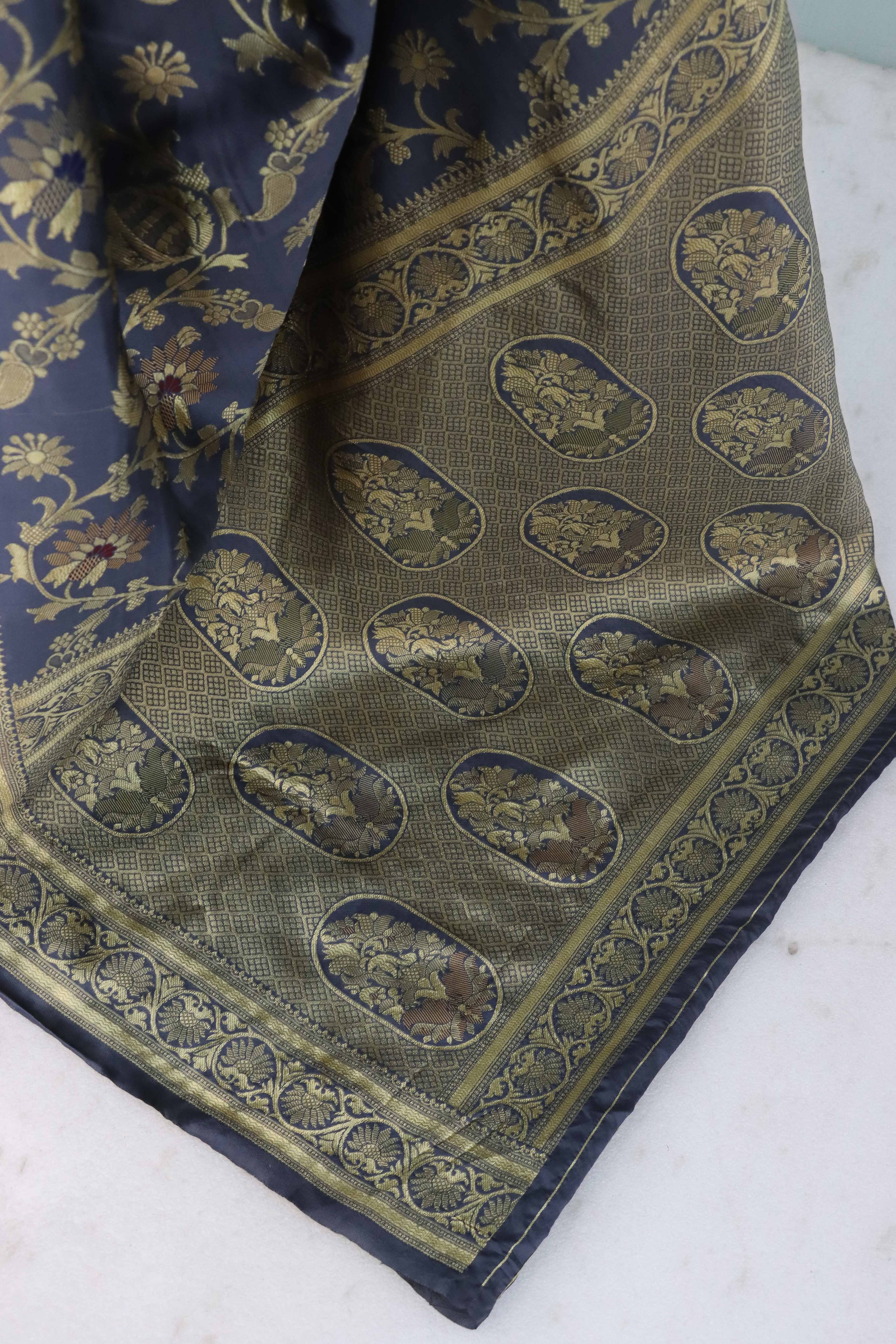 Charming Grey Banarasi Silk Saree Adorned With Floral Zari Weaving