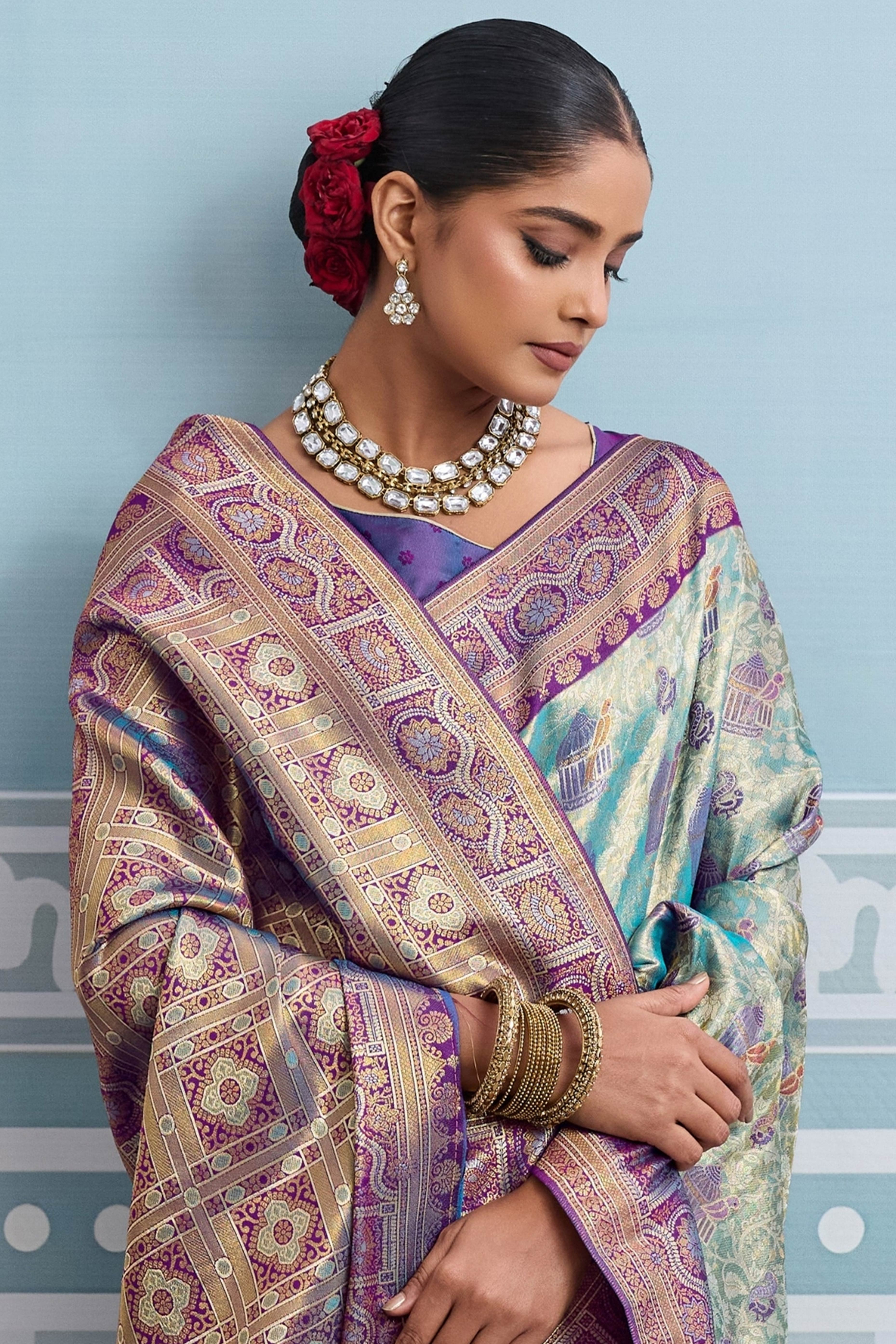 Sea Green Soft Kanjivaram Silk Saree with Classic Zari Weaving for Elegant Styling