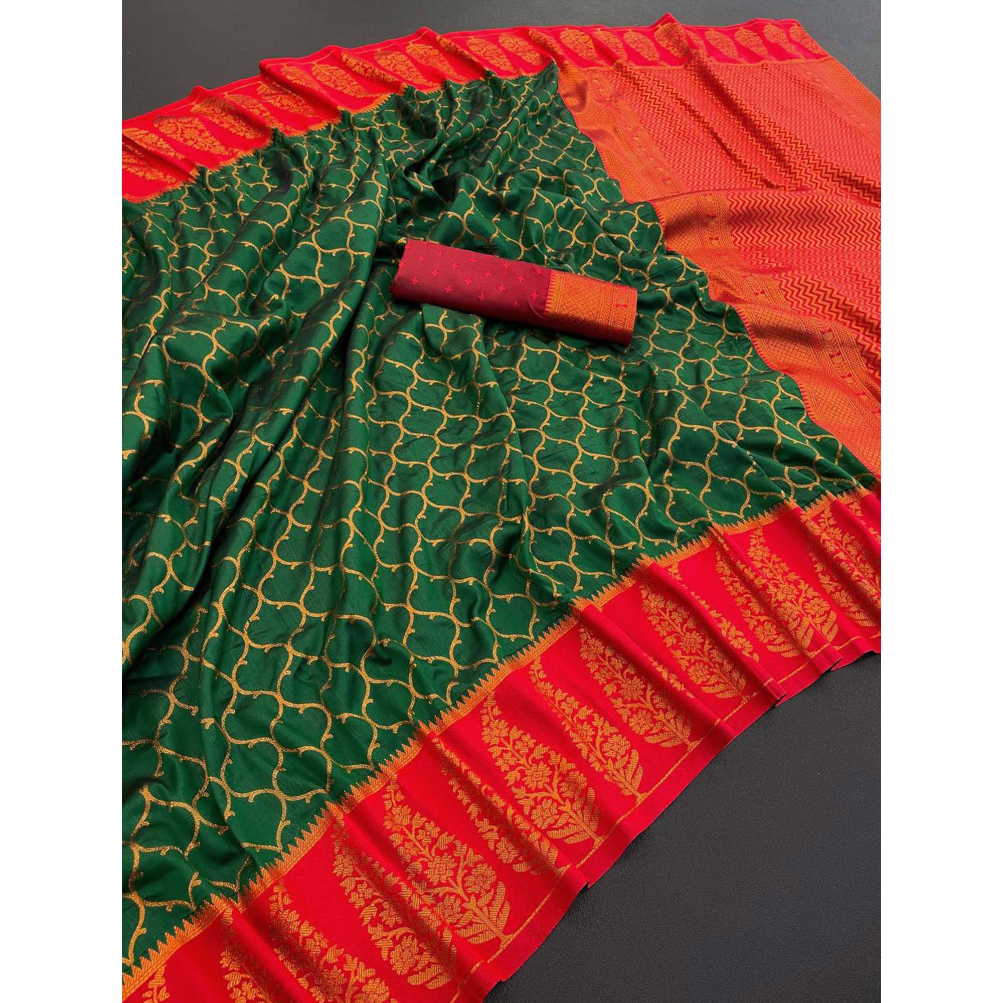 Green Floral Woven Kanjivaram Silk Saree