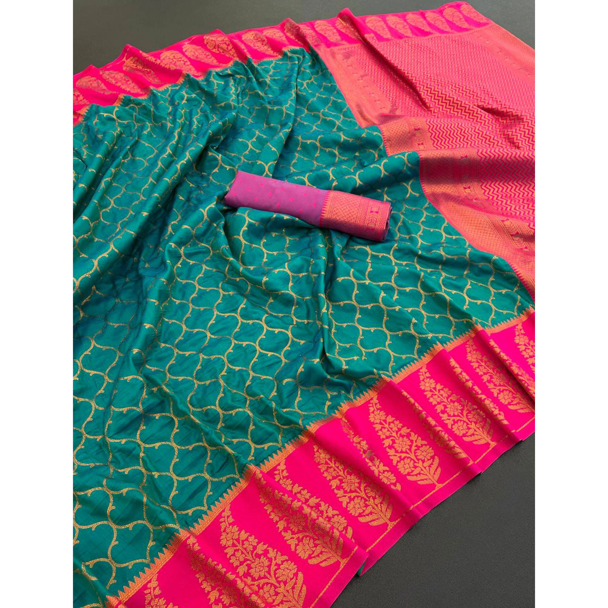 Rama Green Floral Woven Kanjivaram Silk Saree