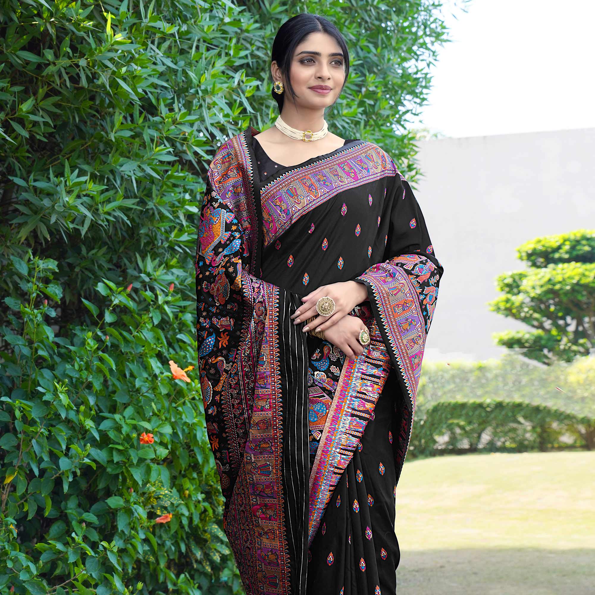 Buy Precious Black Woven Paithani Silk Traditional Wear Saree - Zeel  Clothing