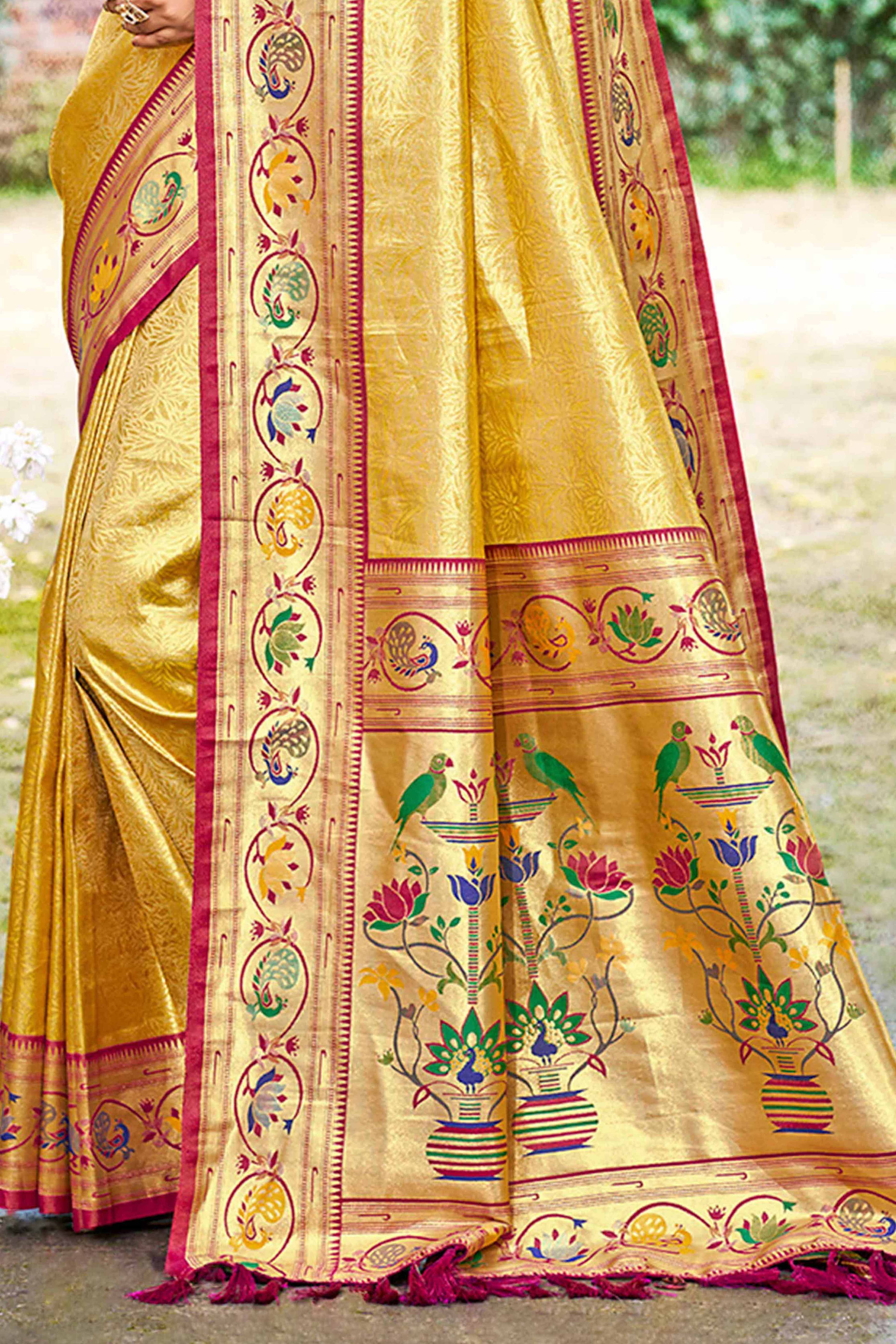 Elegant Golden Yellow Weaving Silk Blend Saree With Peacock Border & Artistic Parrot Motif Pallu