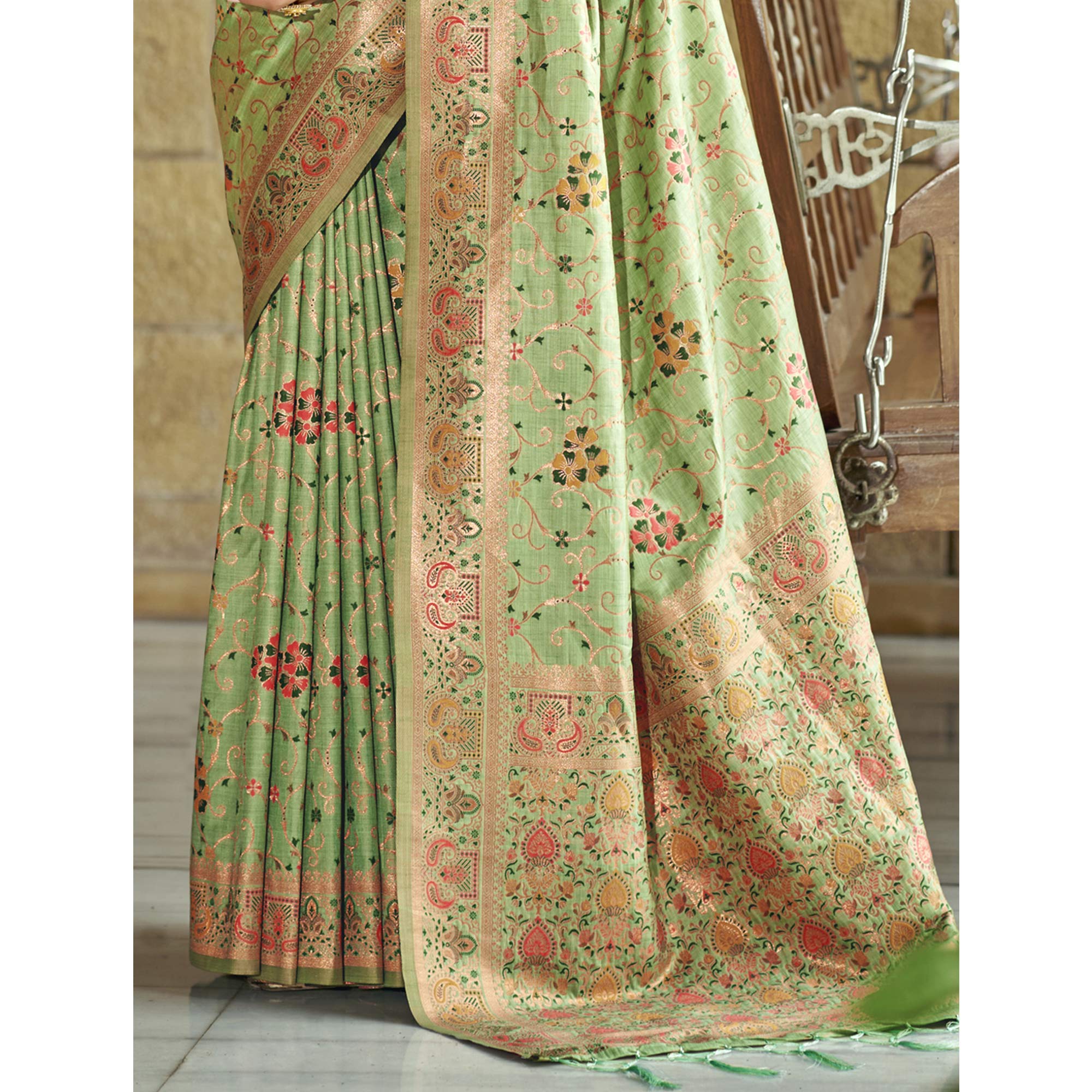 Green Floral Zari Woven Cotton Silk Saree