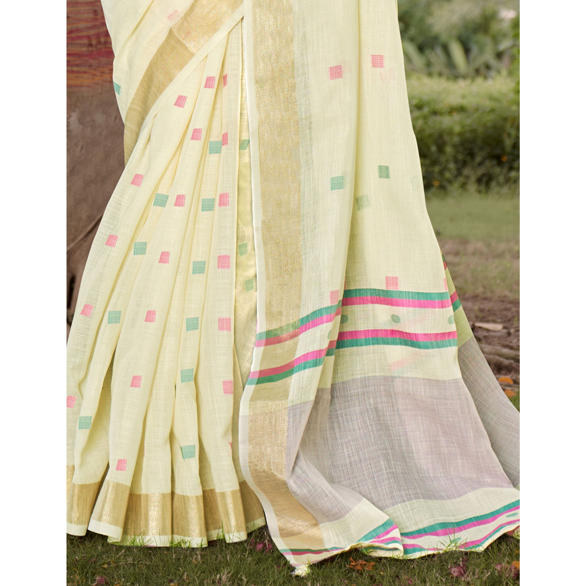 Cream Woven Cotton Blend Saree With Tassels