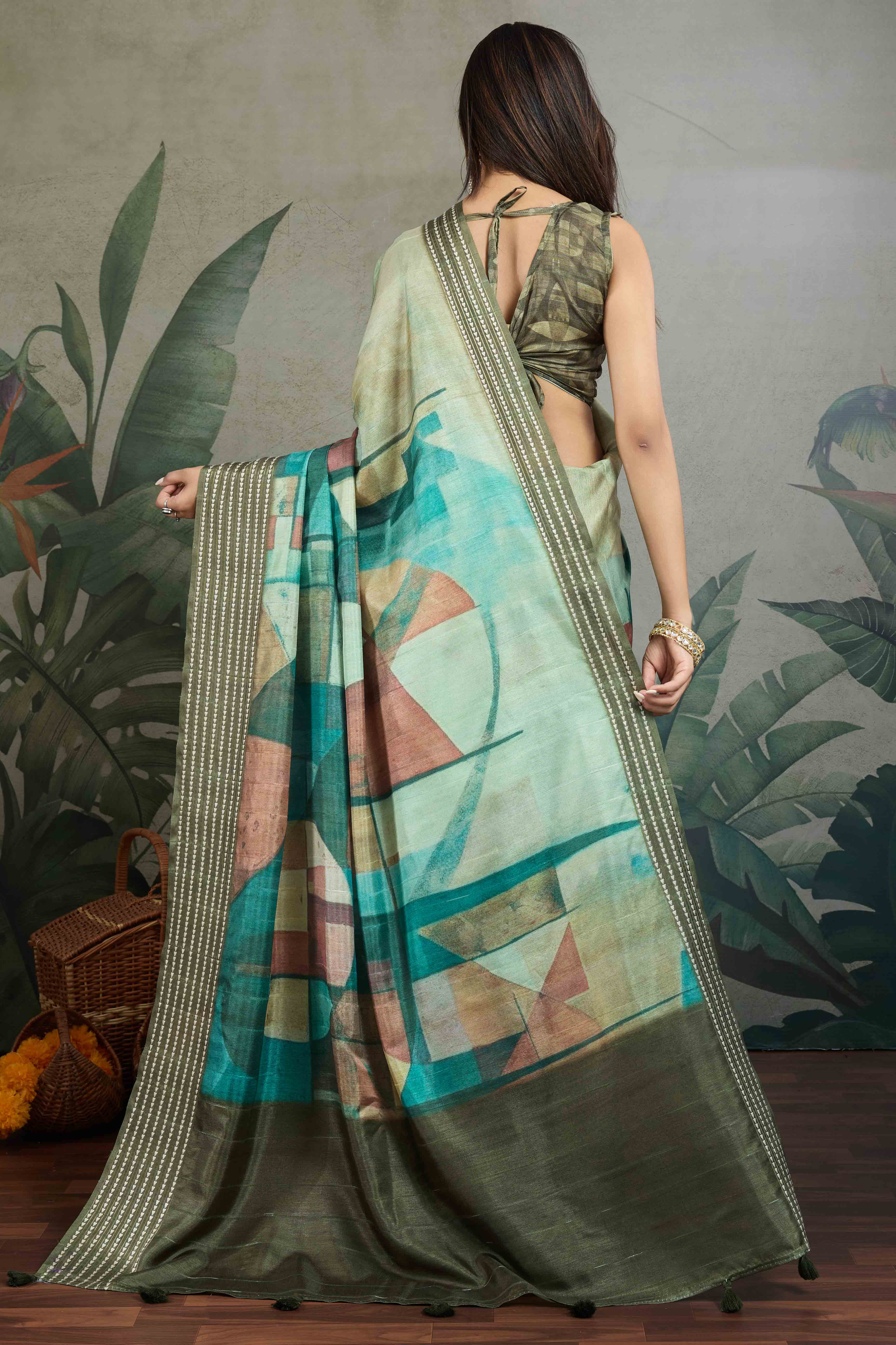 Green Silk Blend Saree with Geometric Print