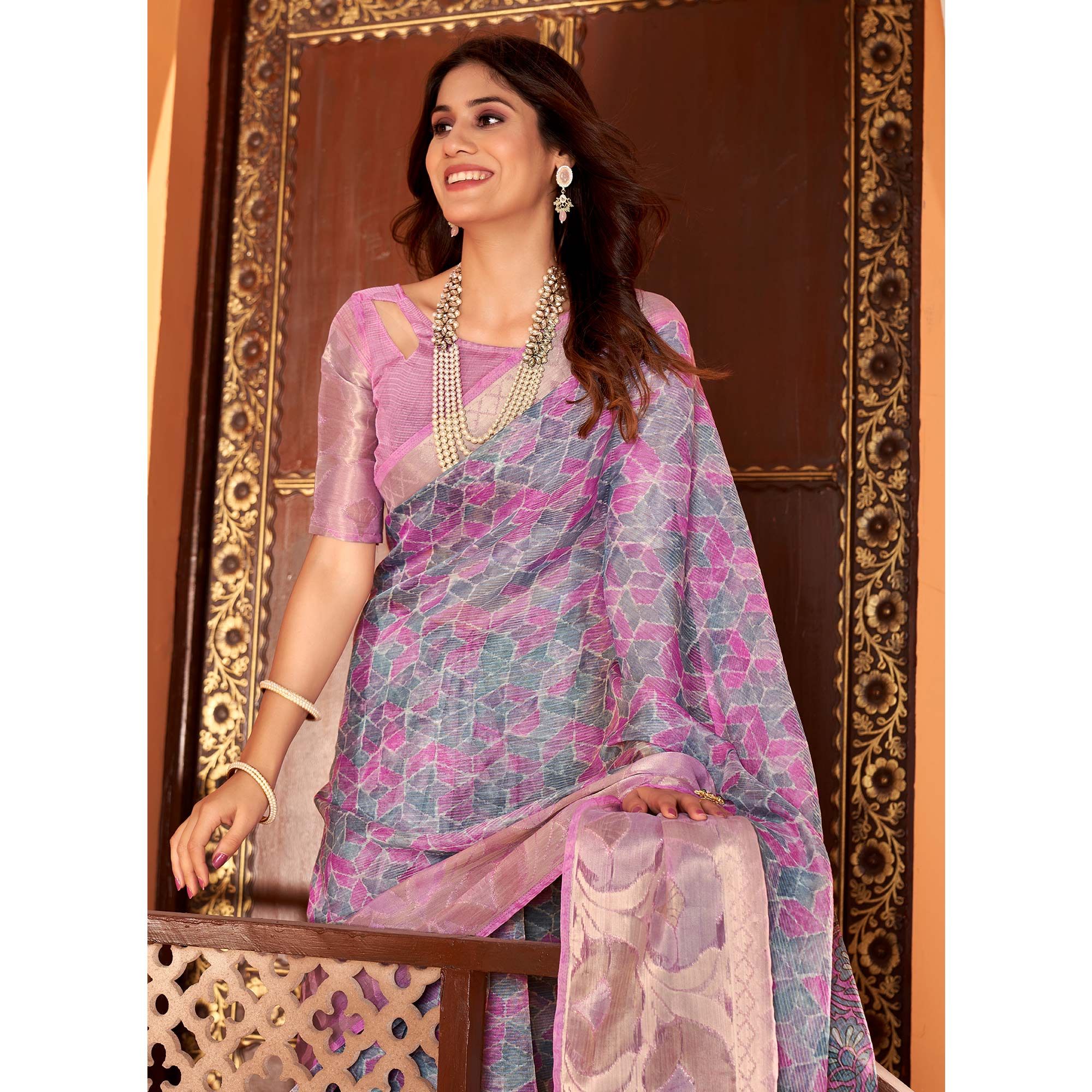 Light Purple Printed Organza Saree With Woven Border