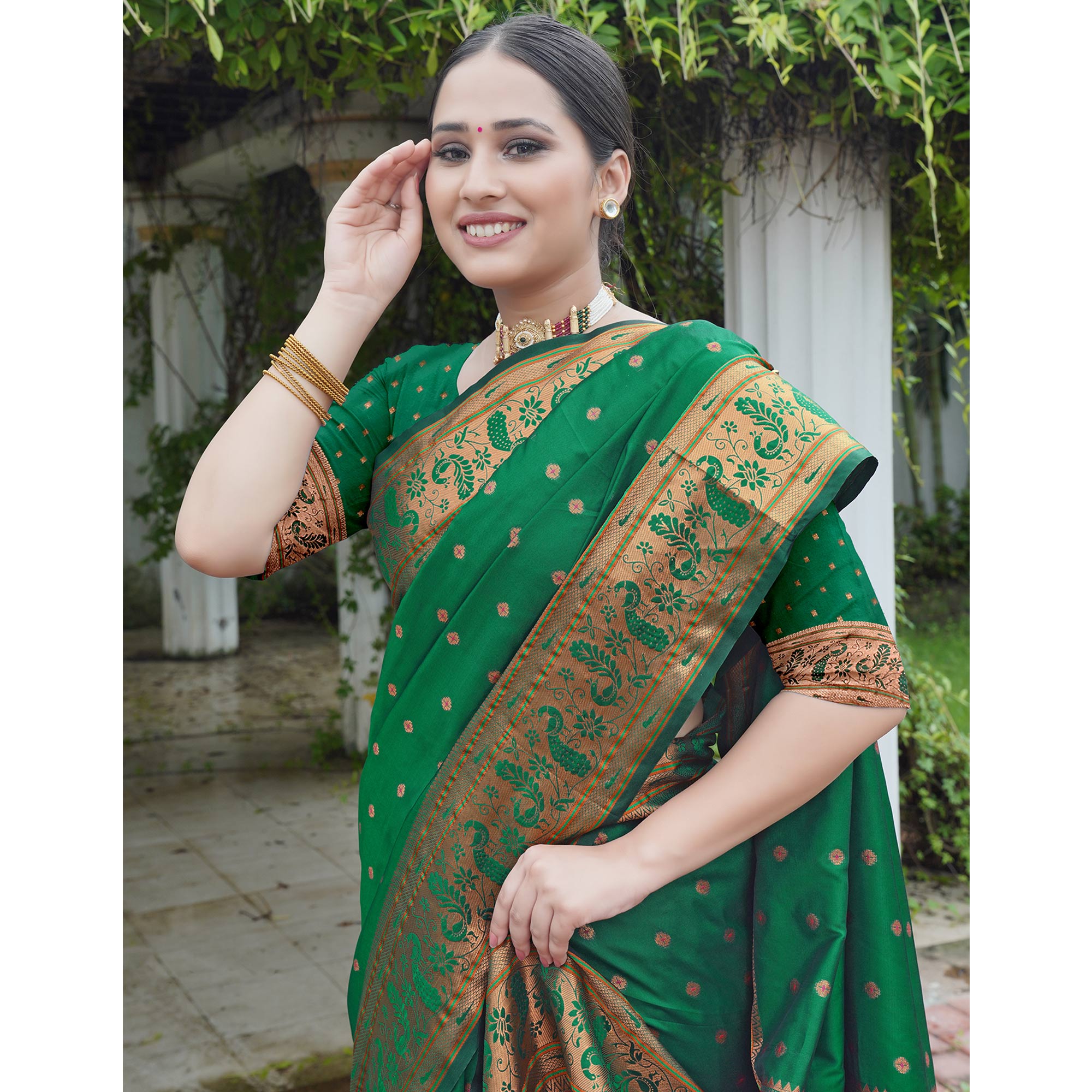 Green Woven Paithani Art Silk Saree