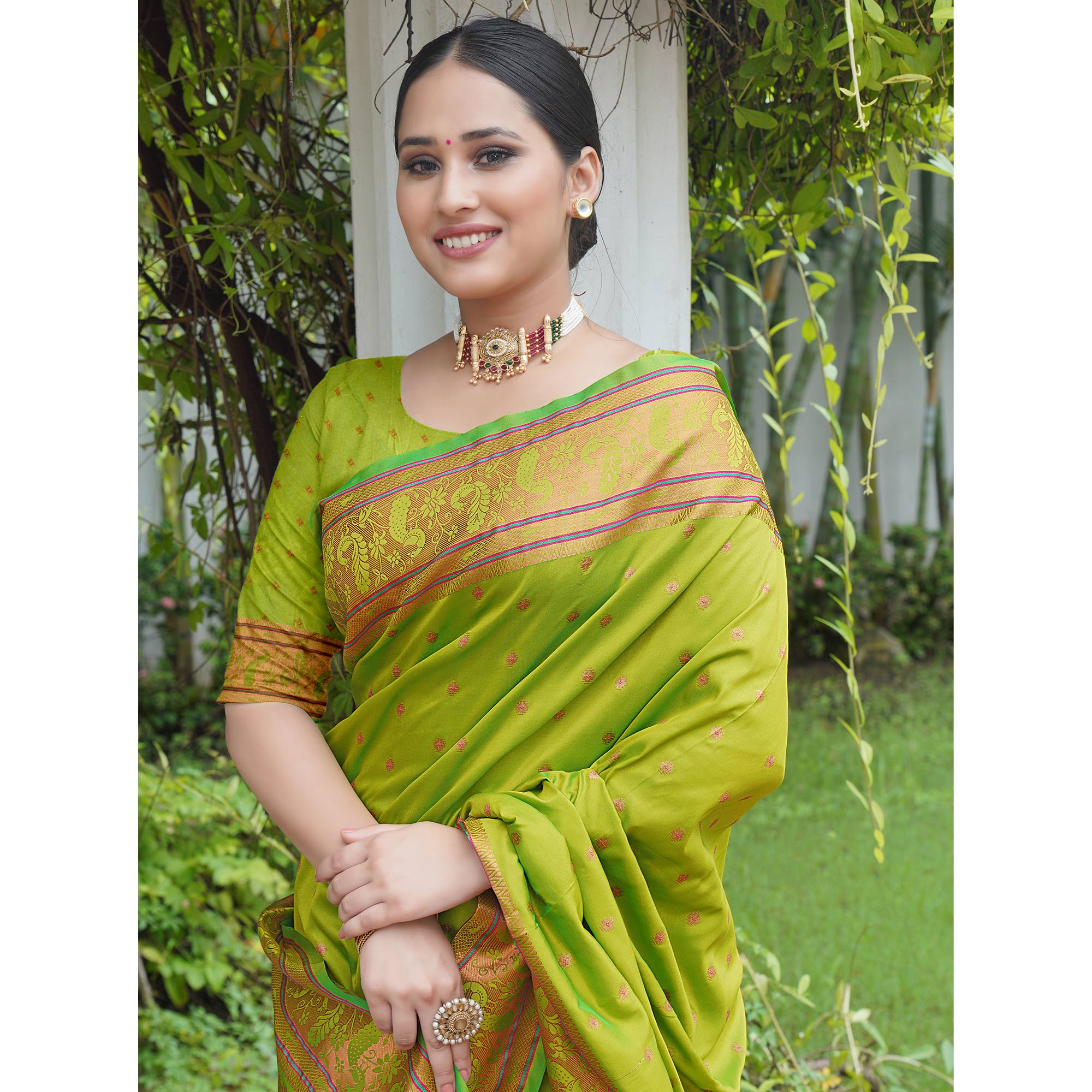 Green Woven Paithani Art Silk Saree