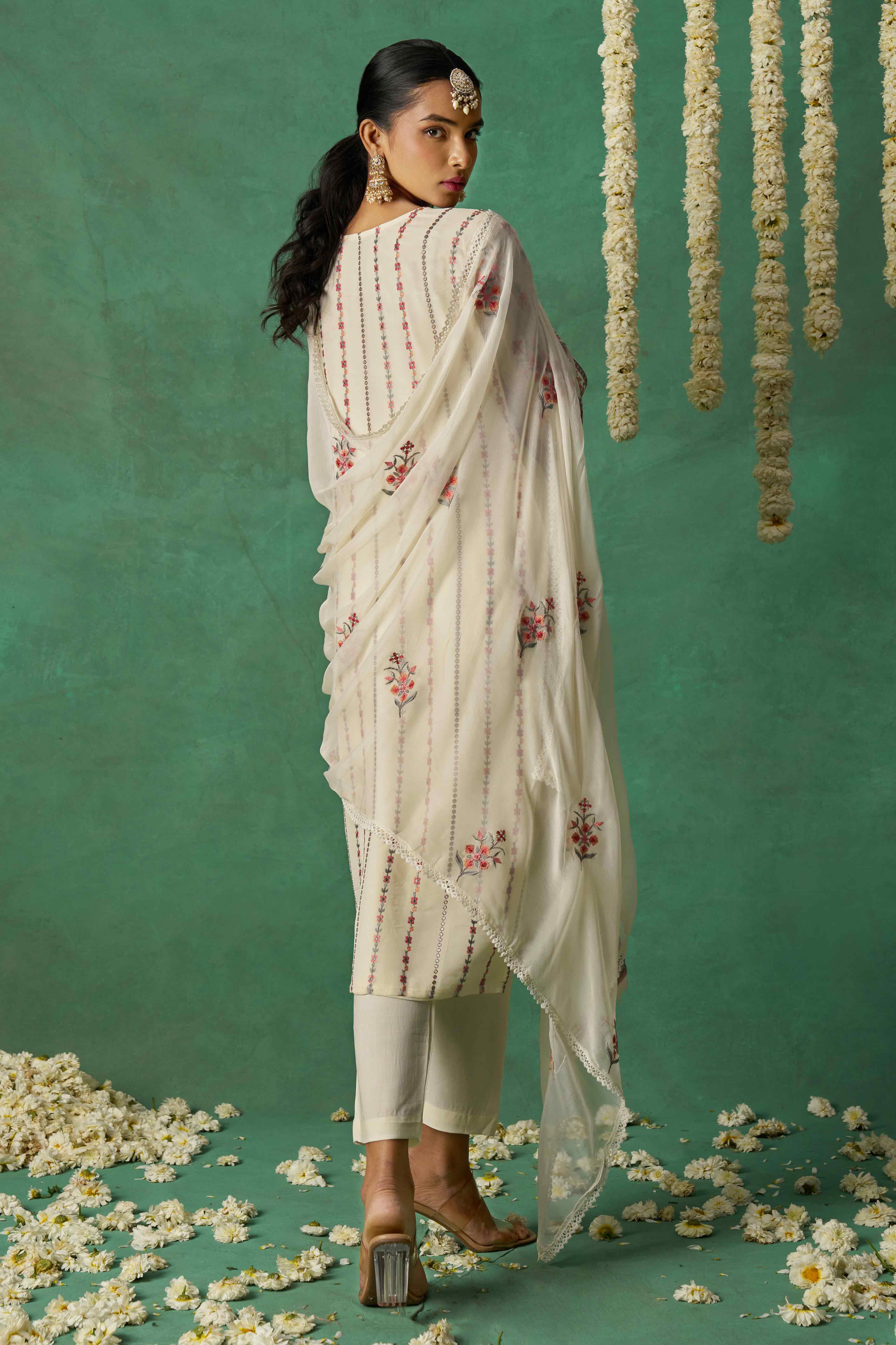 Offwhite Floral Sequins Embroidered Organza Semi Stitched Suit