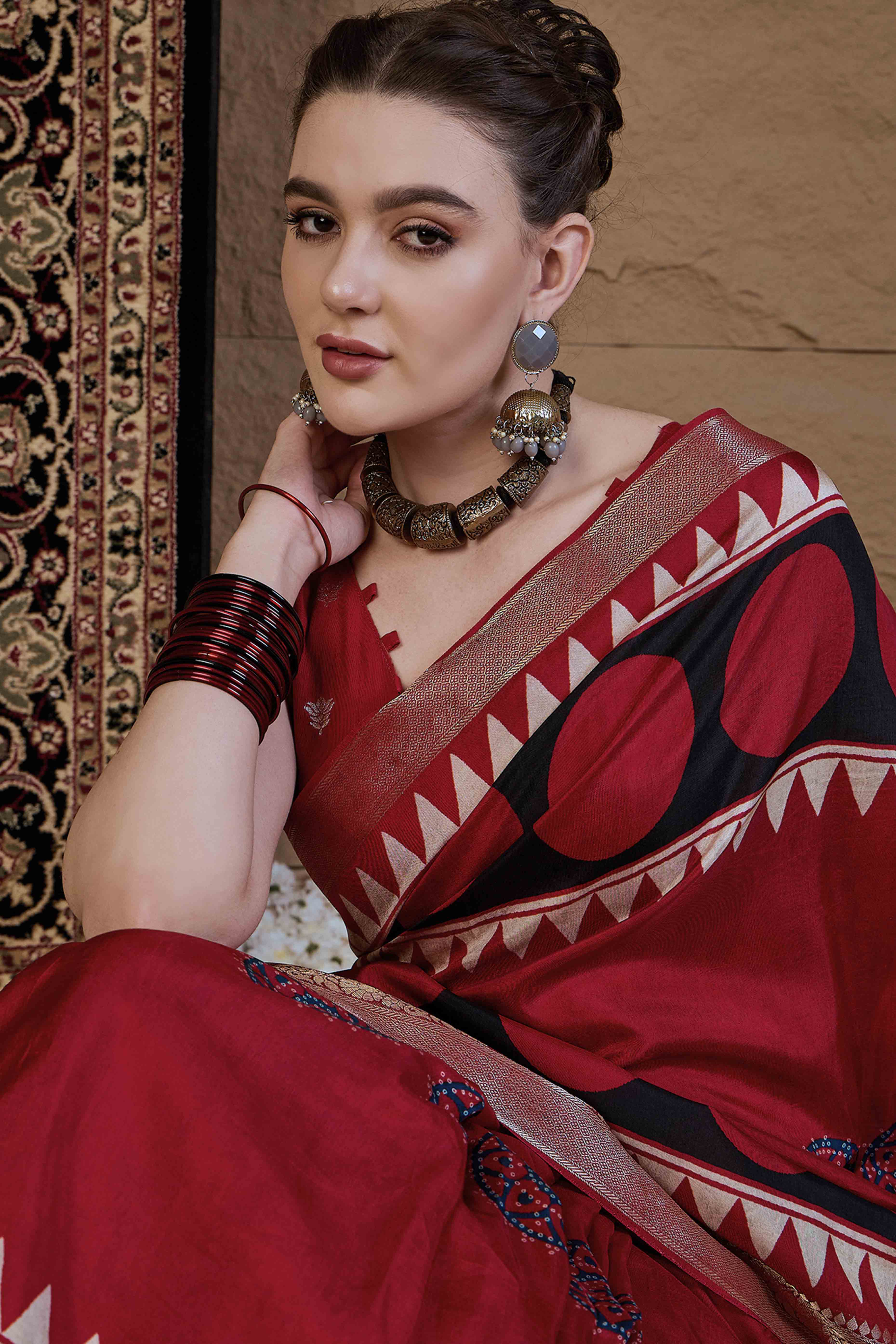 Red Geometric Printed Viscose Saree