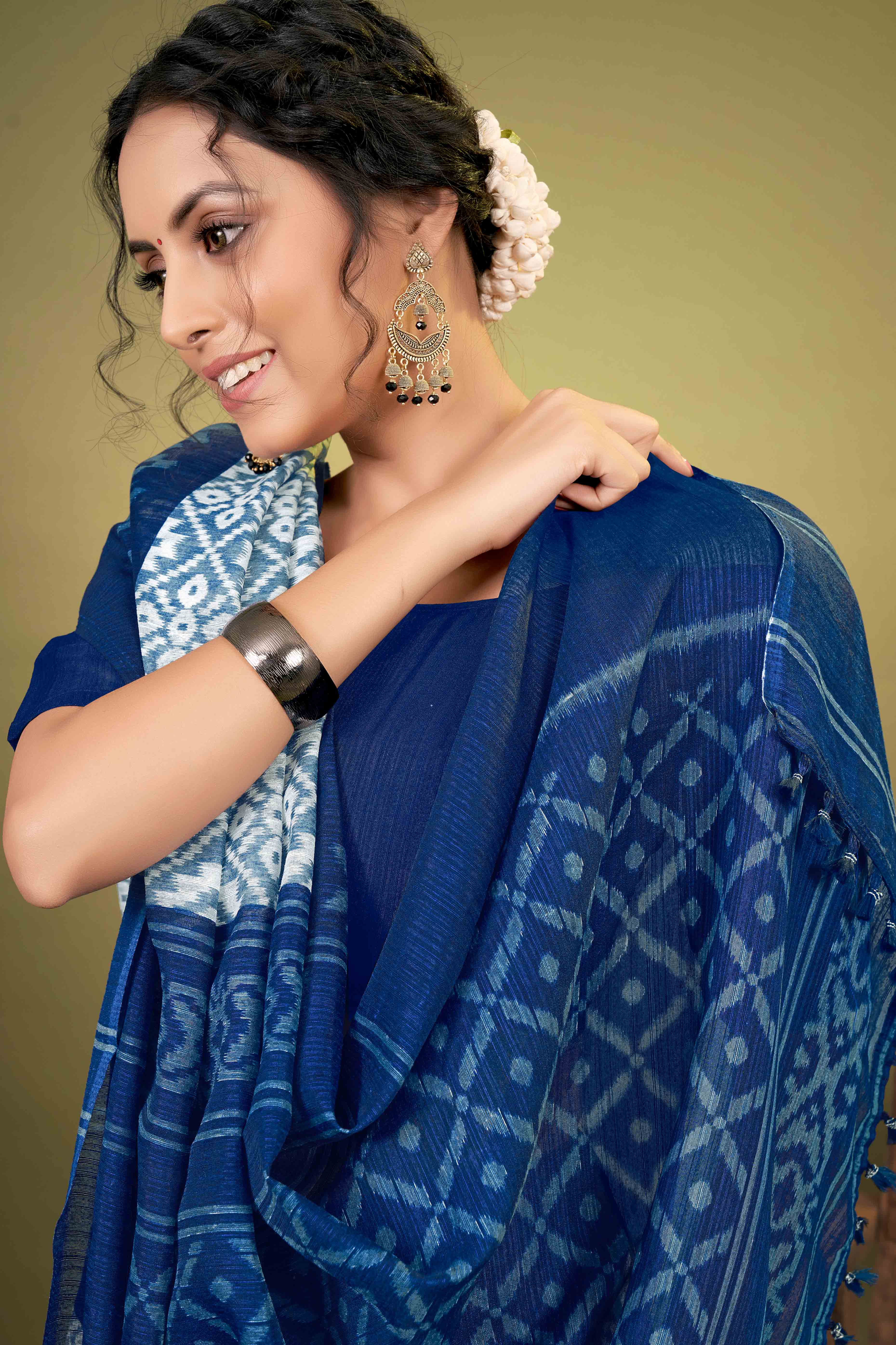 Blue Ikkat Printed Cotton Slub Saree