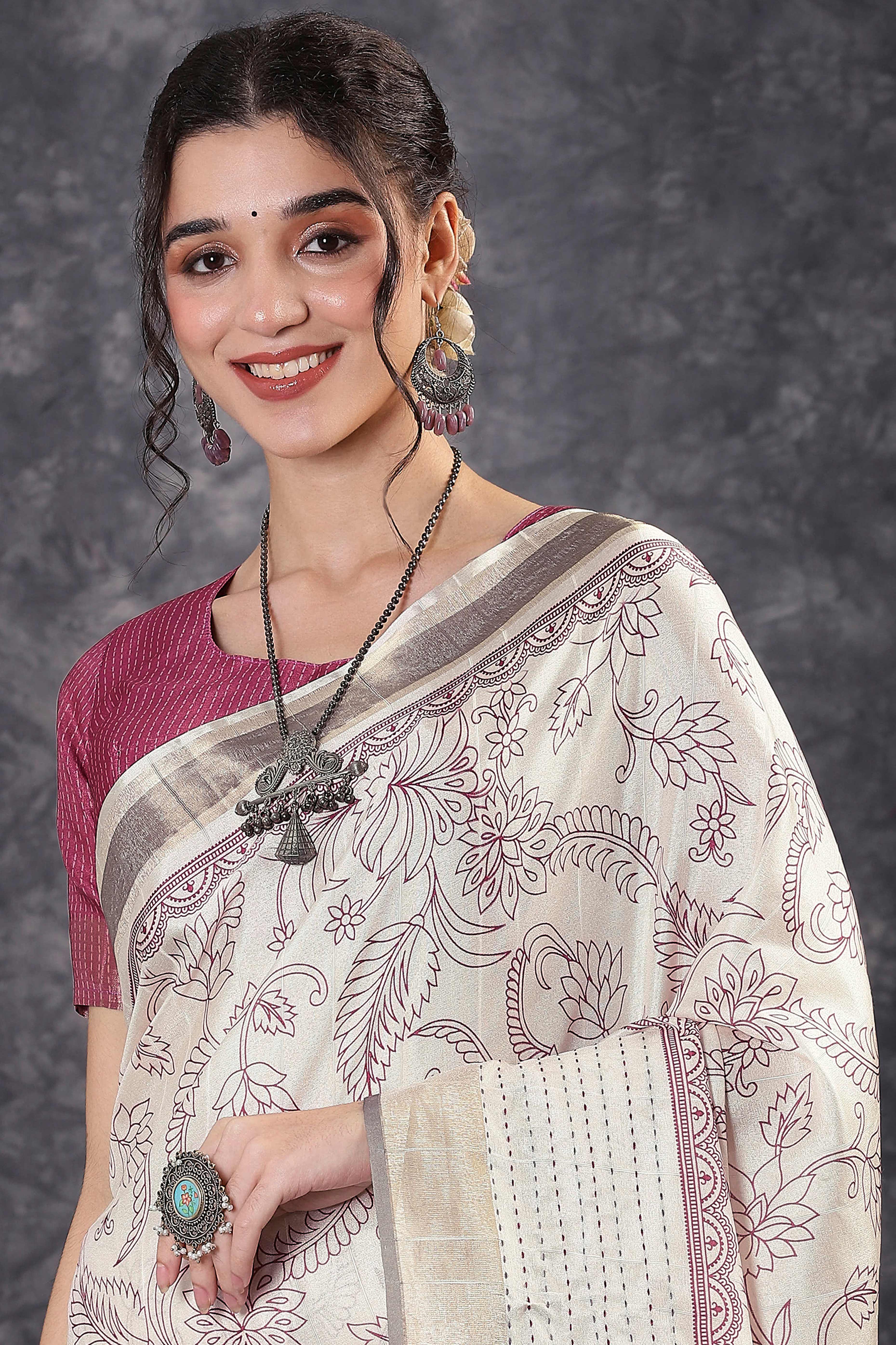 Offwhite & Magenta Floral Printed Kotha Cotton Silk Saree With Beautifully Crafted Katha Embroidery