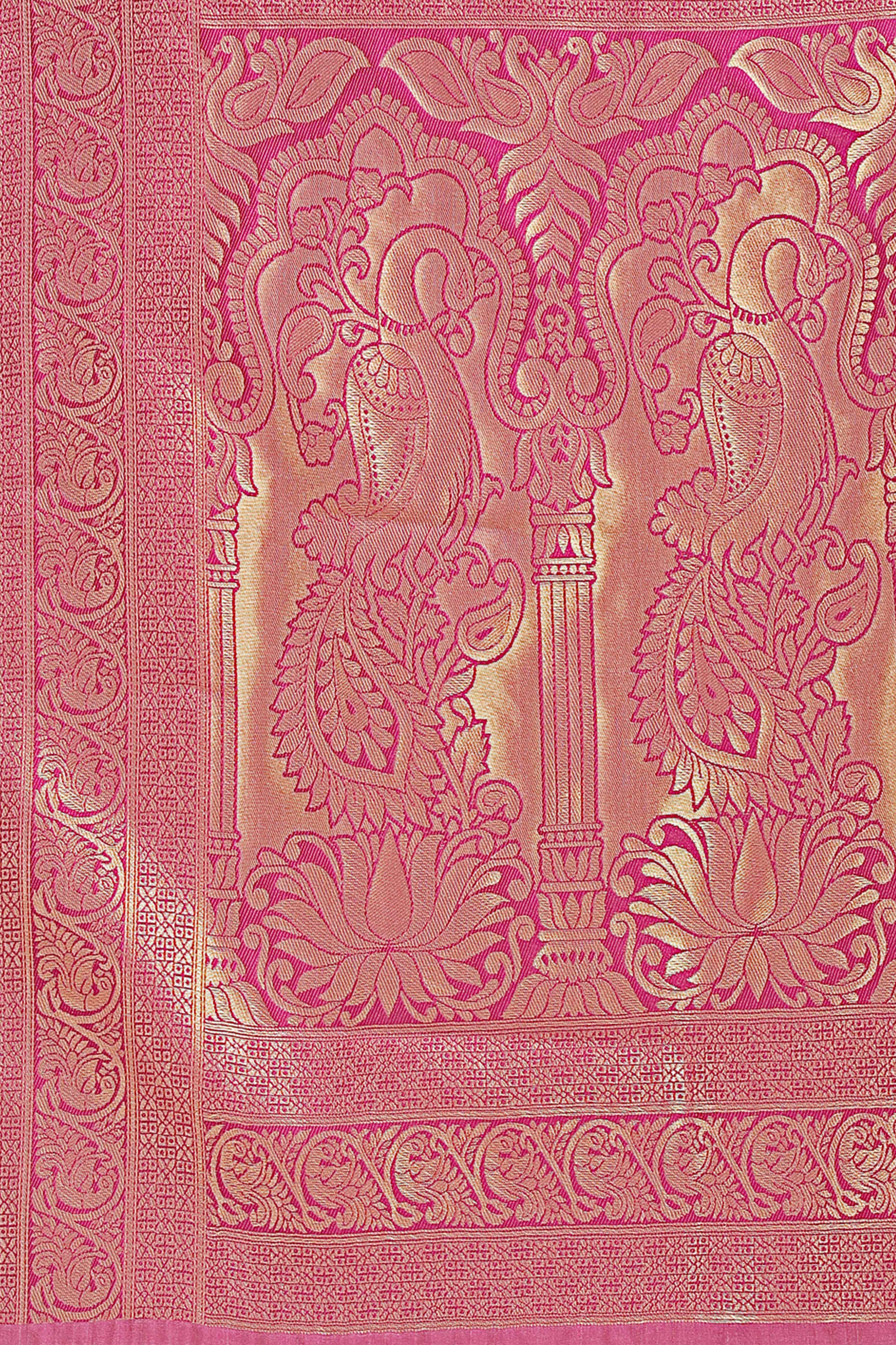 Cream & Magenta Floral Zari Weaving Banarasi Silk Saree With Intricate Peacock Pallu