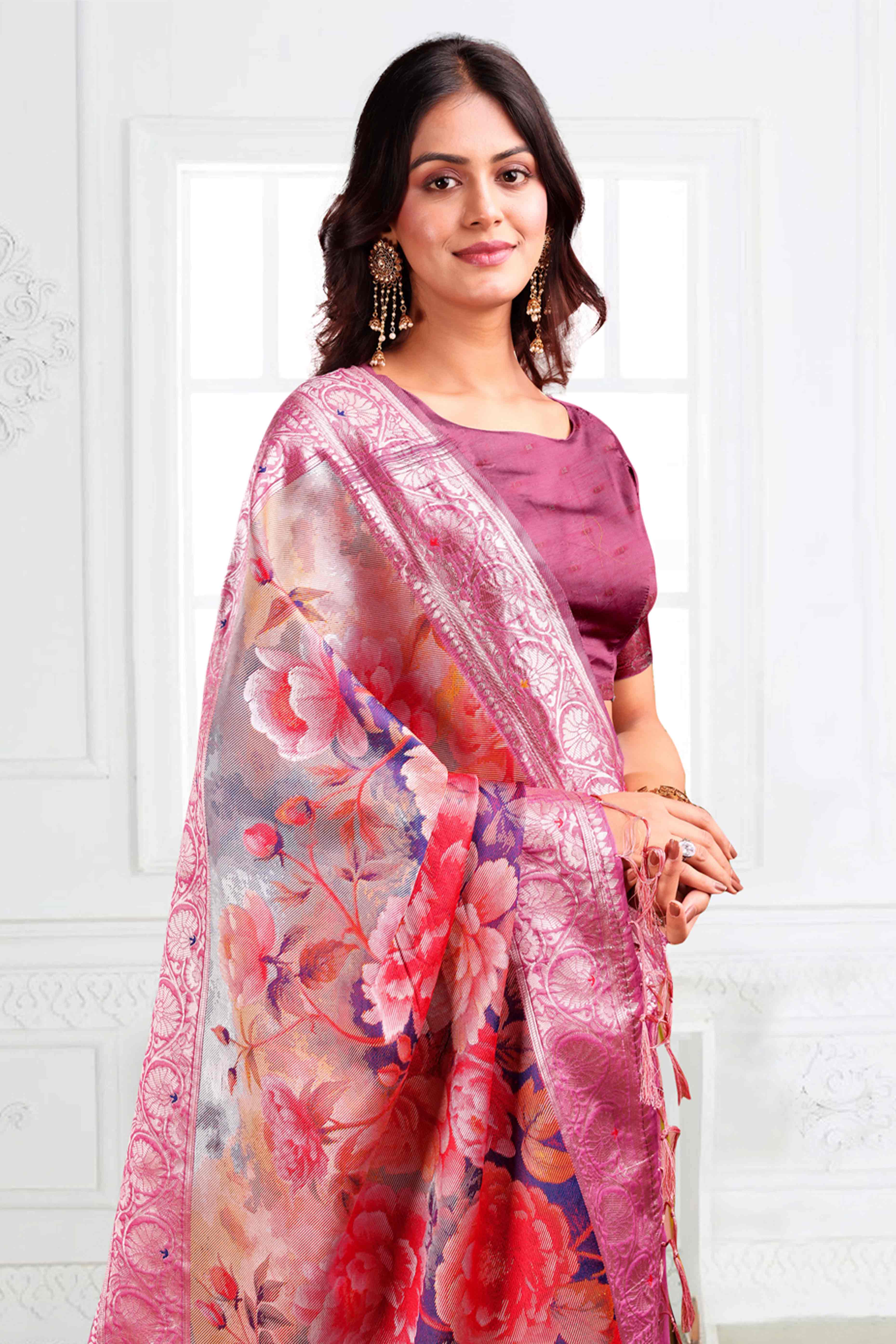 Pink Linen Cotton Silk Saree Adorned With Intricate Floral Zari Weaving & Tassel Pallu