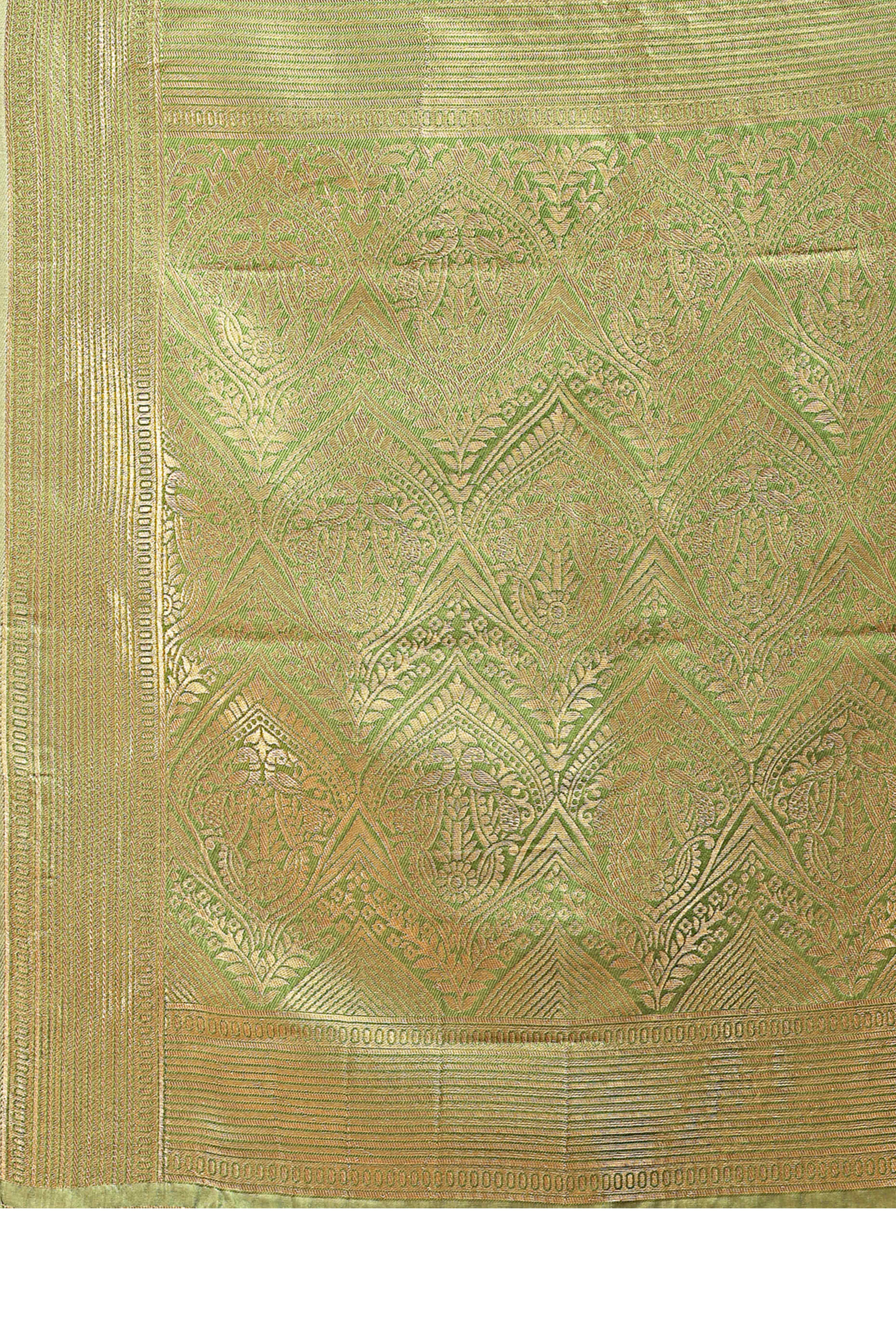 Light Green Zari Woven Banarasi Silk Saree with Luxurious Detailing