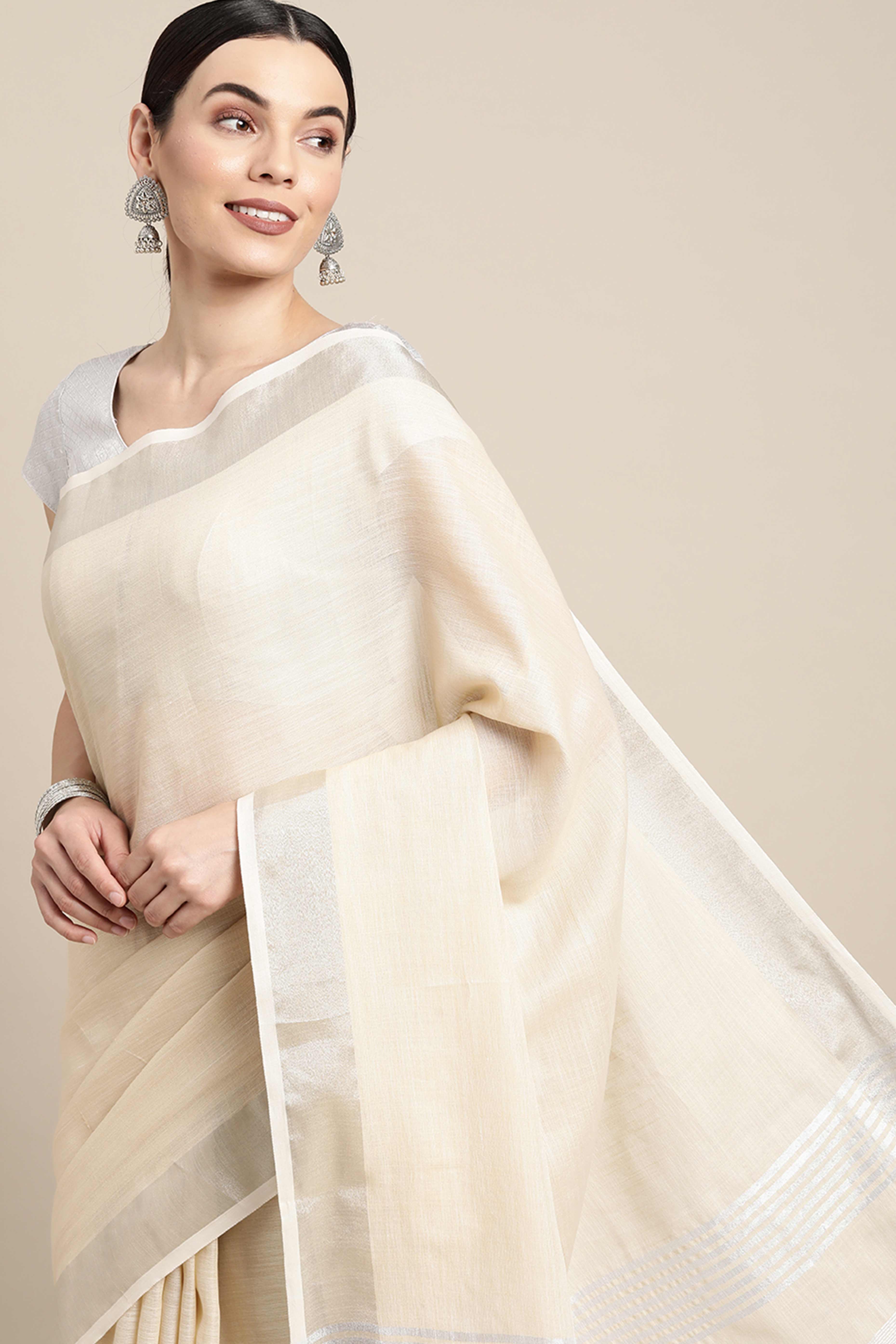 Light Beige Linen Saree Adorned With Silver Zari Weaving Border & Pallu