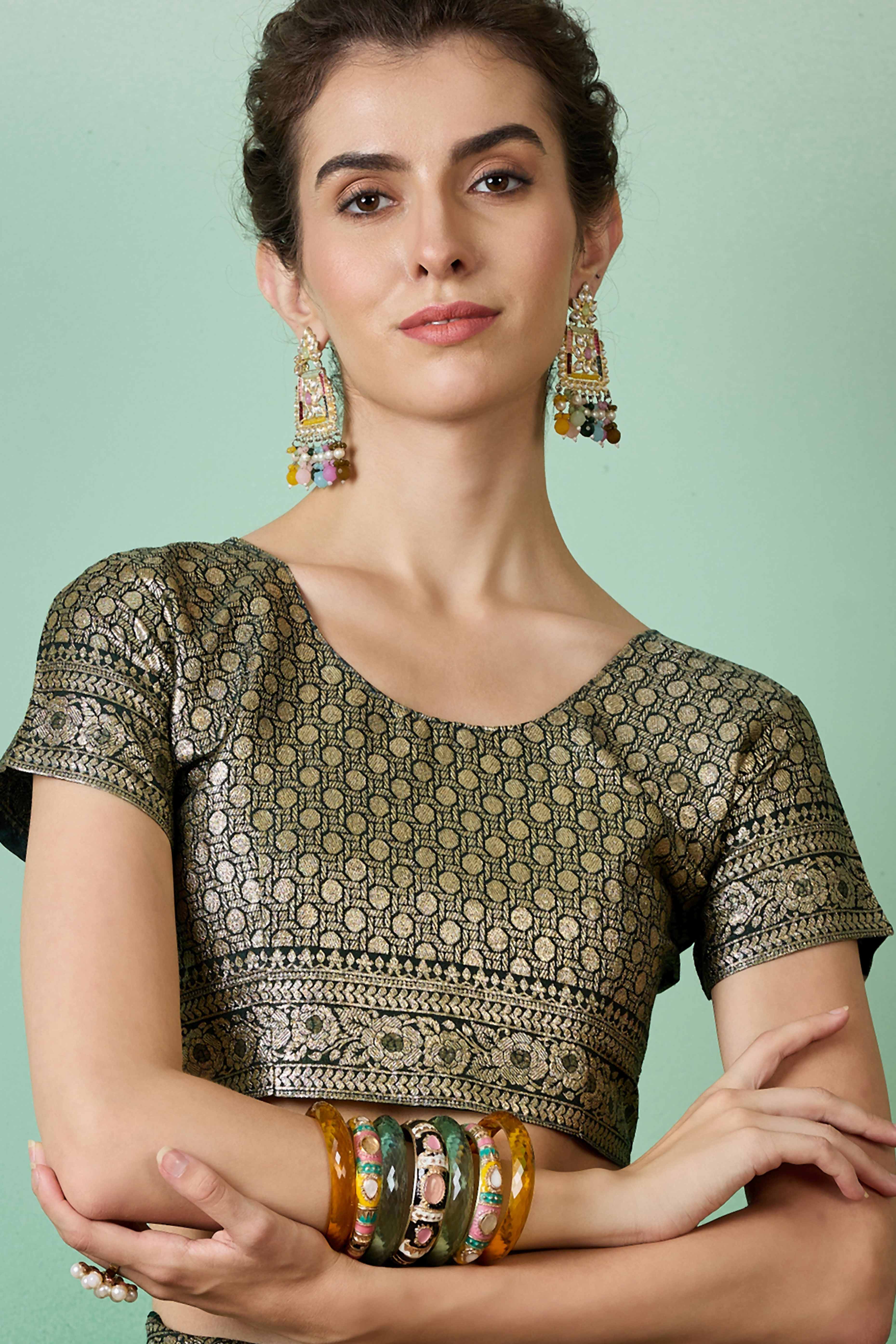 Green Cotton Blend Saree Embellished With Floral Zari Weaving & Tasselled Pallu