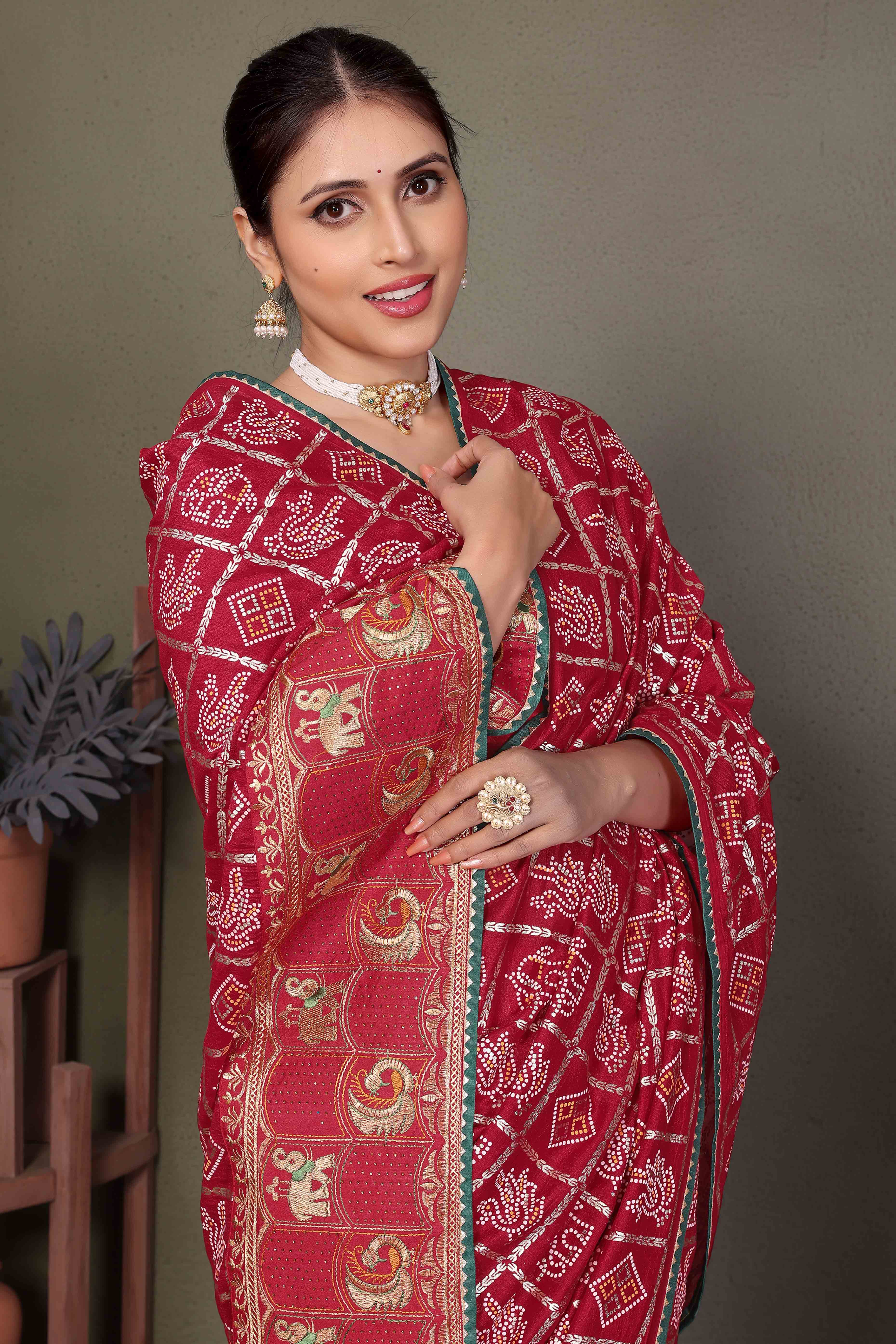 Maroon Vichitra Silk Saree Featuring Bandhani Patterns and Graceful Embroidered Borders