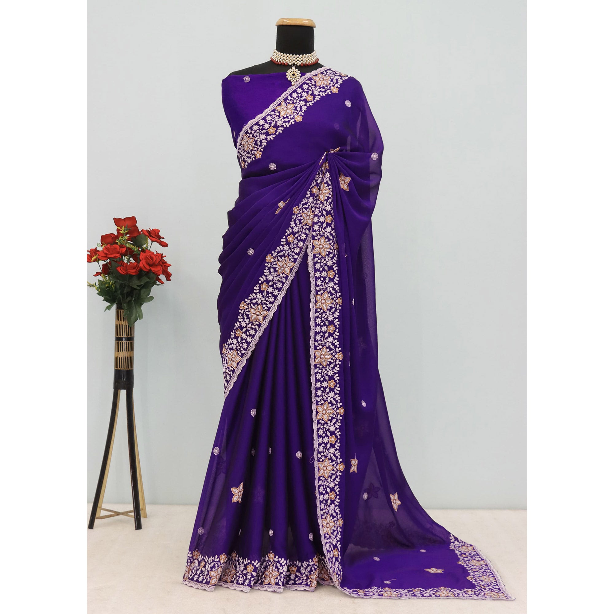 Purple Designer Art Silk Saree Enhanced with Fine Floral Embroidery Work