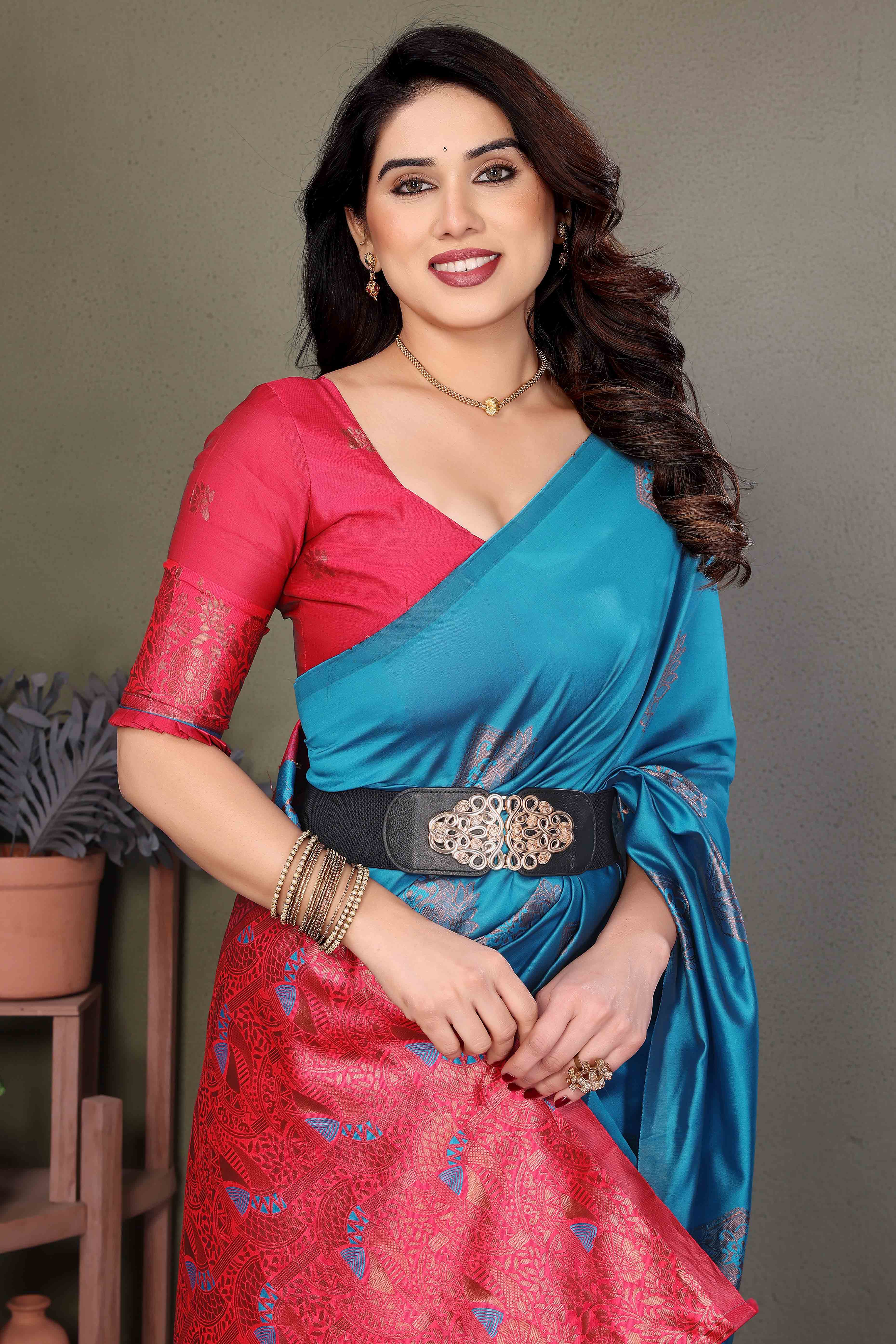 Blue Banarasi Silk Saree With Exquisite Floral Zari Weaving