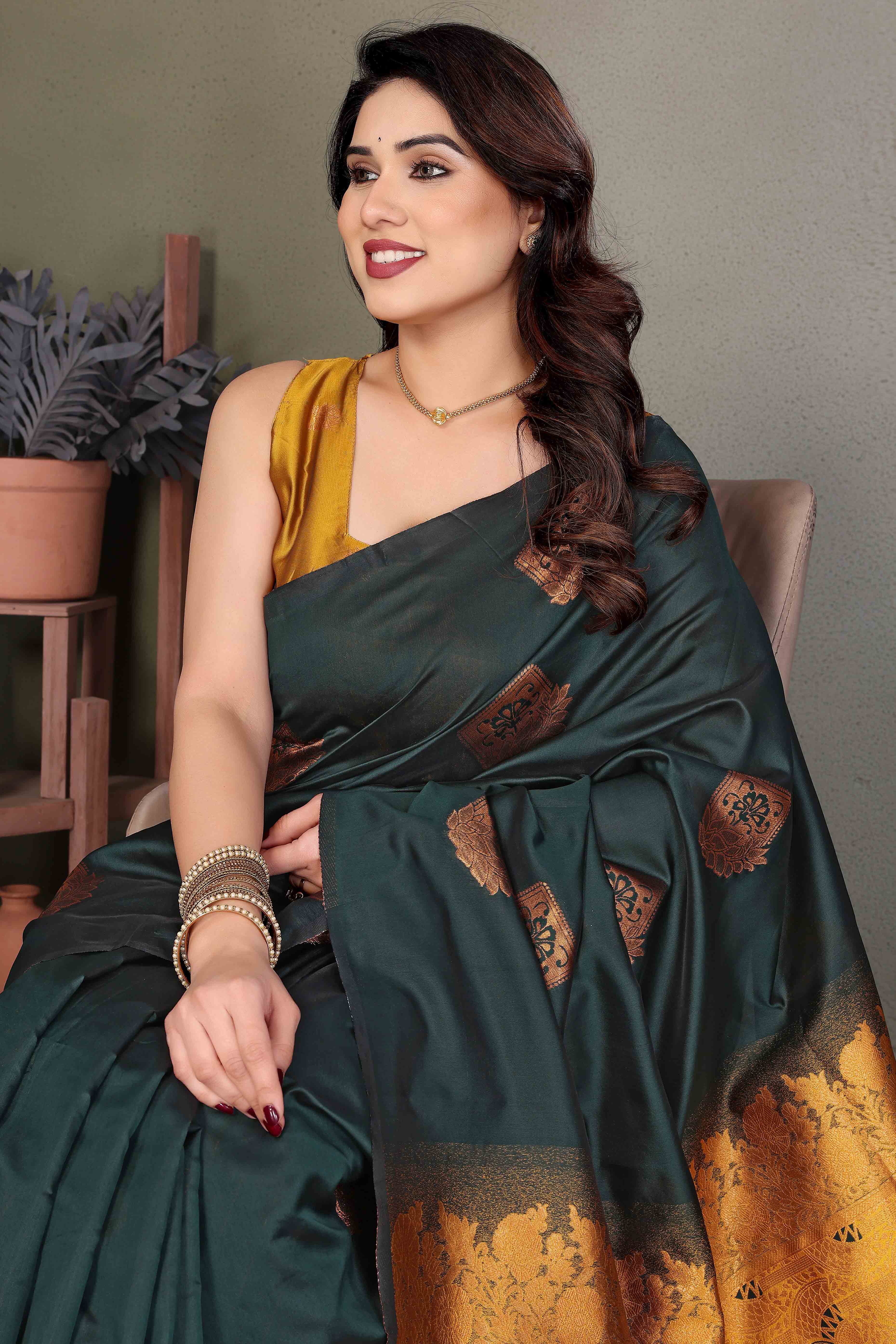 Green Banarasi Silk Saree With Exquisite Floral Zari Weaving