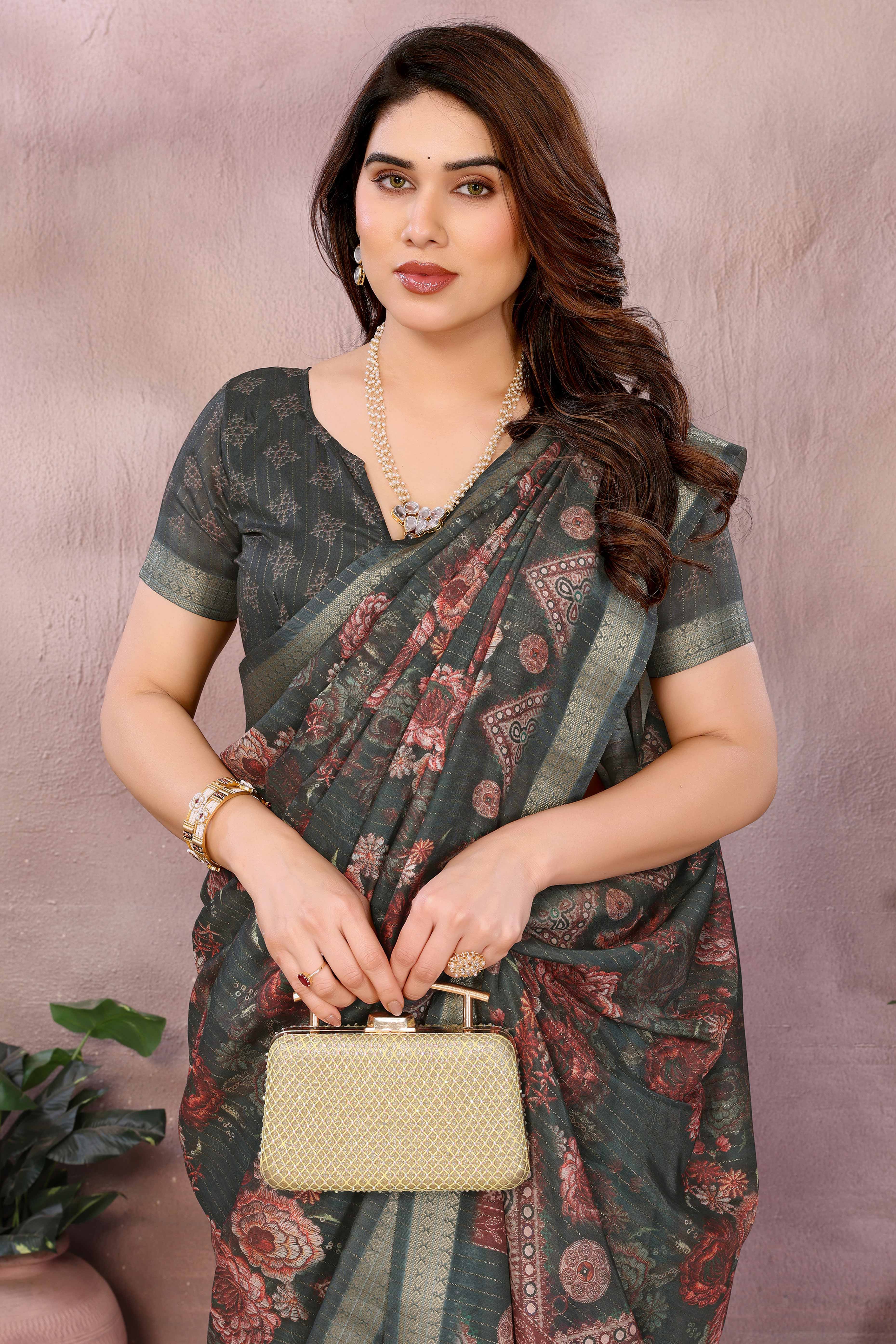 Green Zari Woven Saree with Floral Motifs in Cotton Blend Fabric