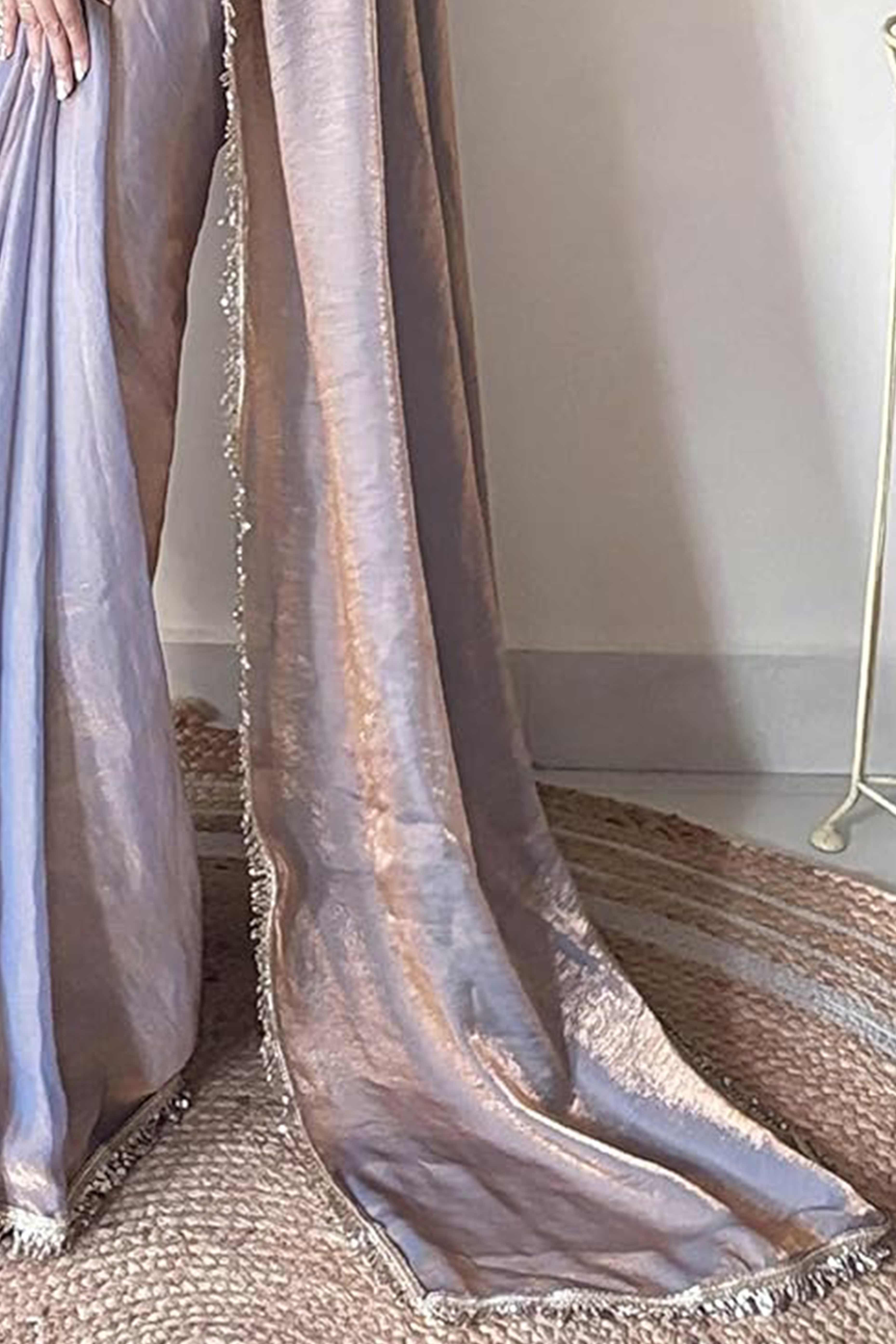 Modern Lavender Organza Satin Silk Saree With Refined Lace Border For Elegant Occasions