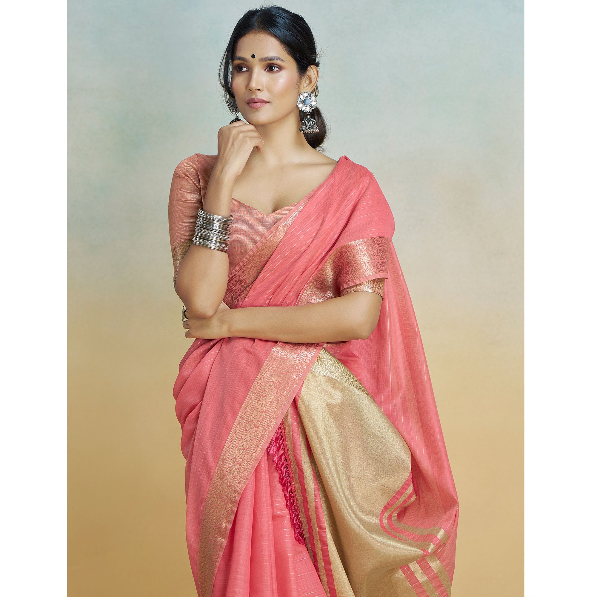 Gajari Pink Woven Cotton Silk Saree With Tassels
