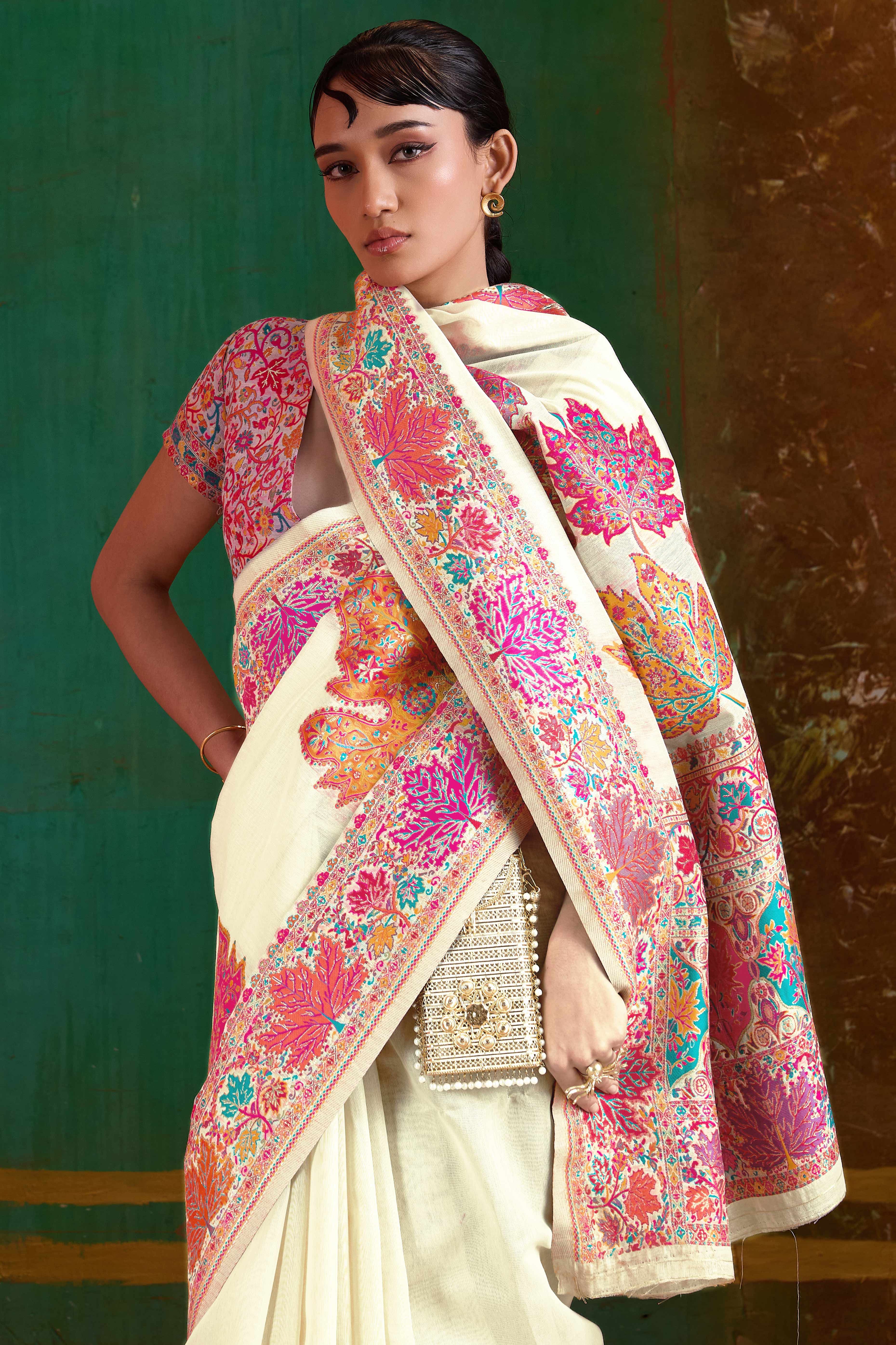 Luxurious Offwhite Leaf Motif Pashmina Weaving Modal Cotton Blend Saree With Refined Appeal
