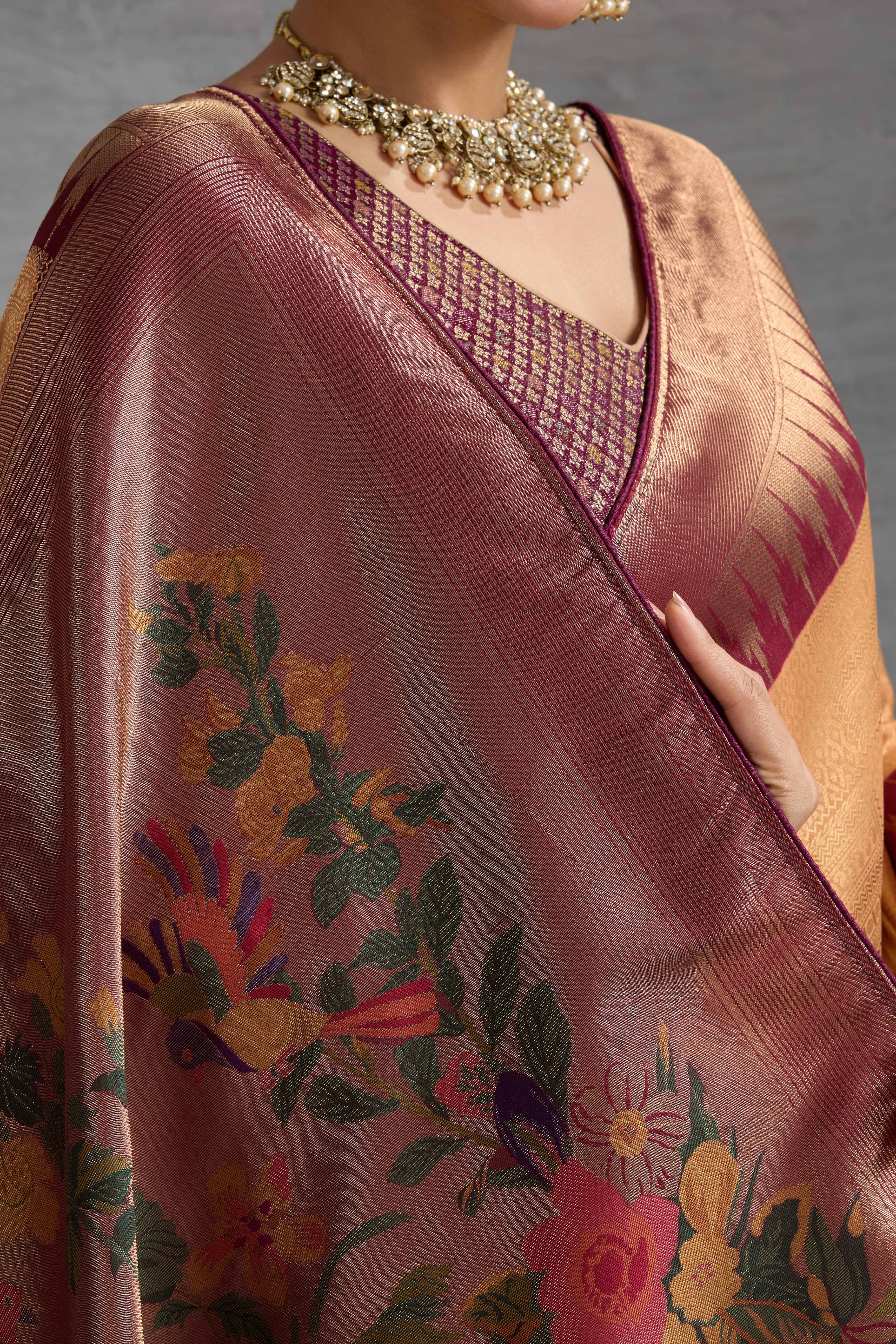 Light Orange Silk Kanjivaram Saree Enhanced With Kadiyal Weaving Borders