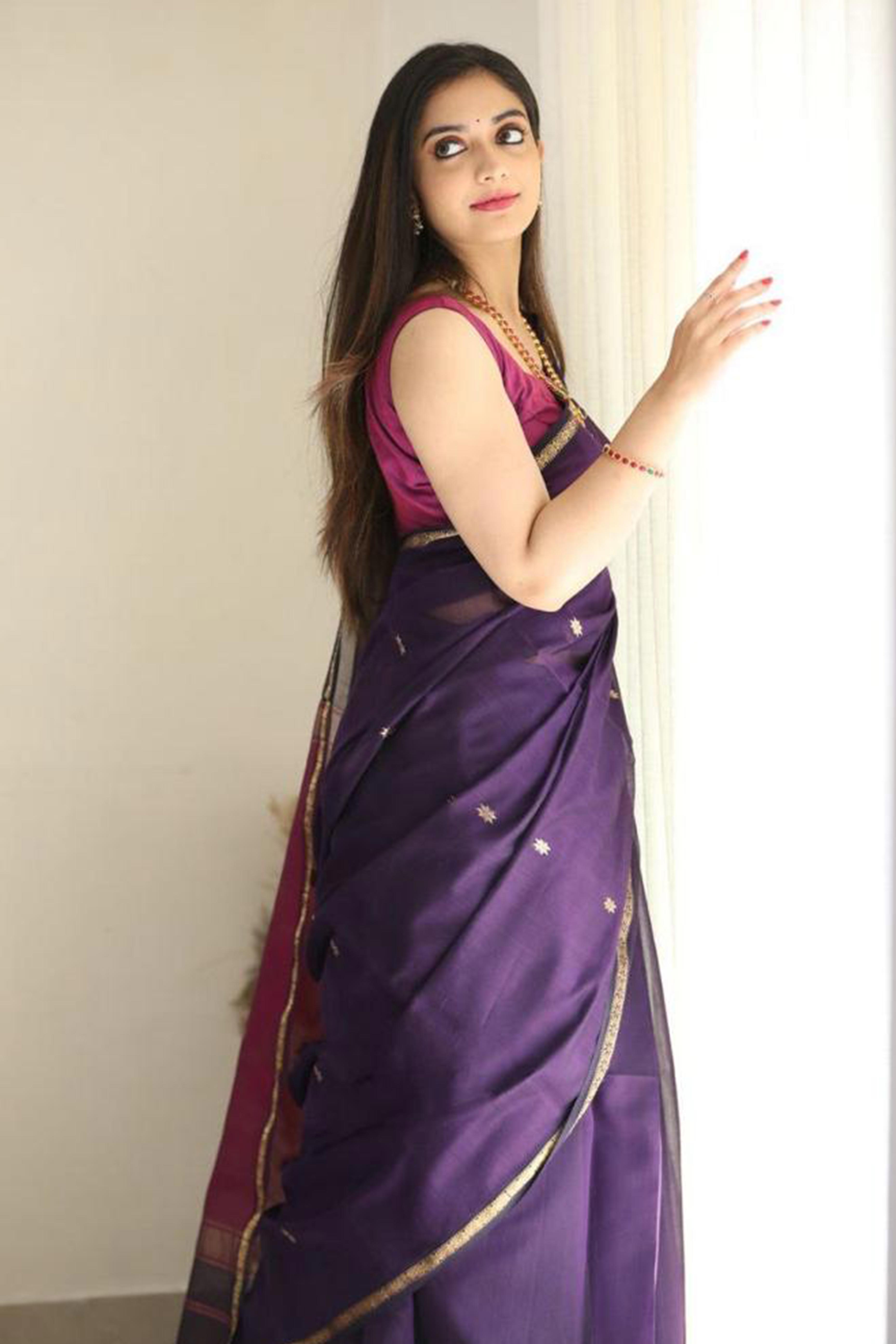 Deep Purple Zari Woven Butti Saree in Breathable and Elegant Linen Cotton Fabric