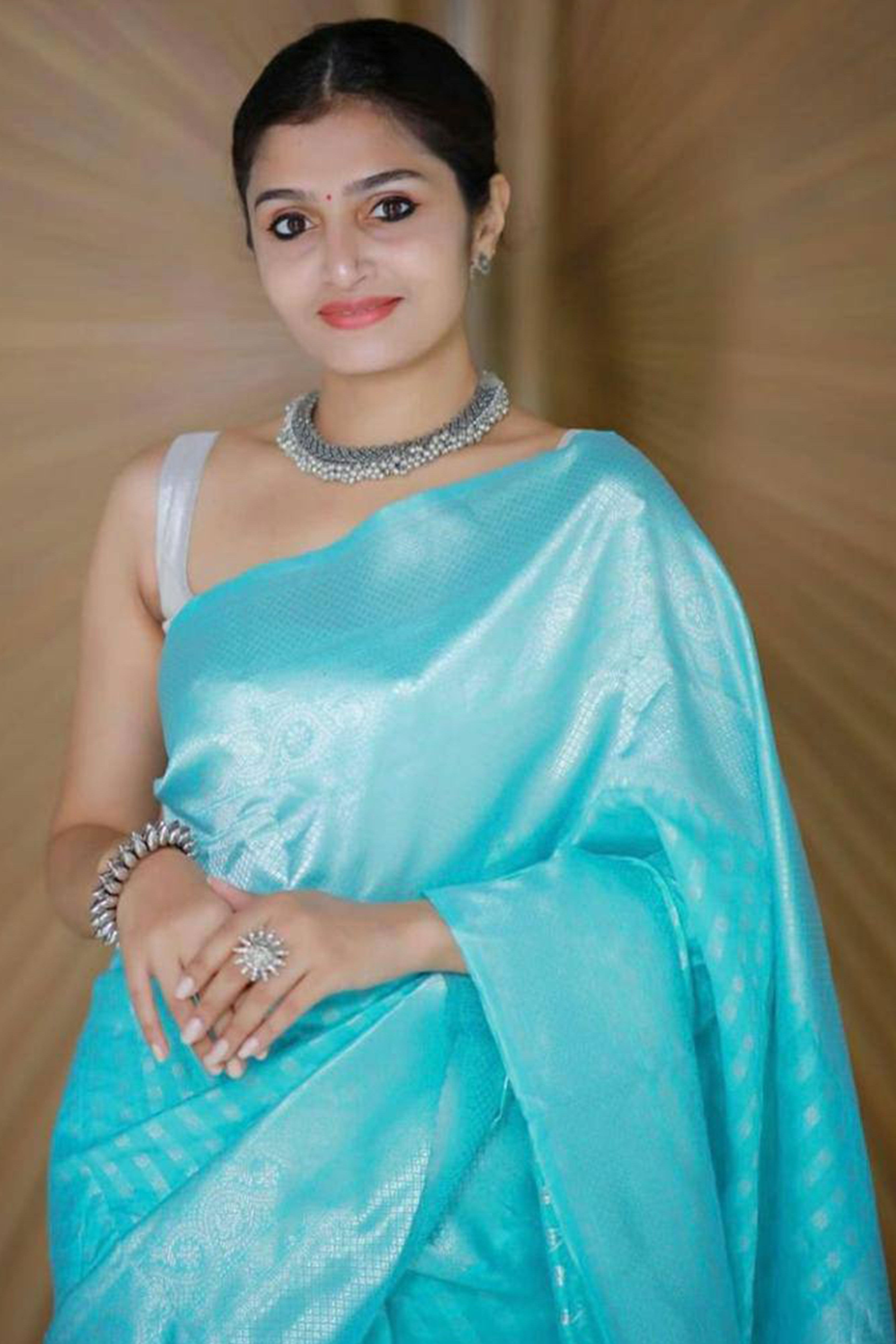 Blue Floral Woven Lichi Banarasi Silk Saree