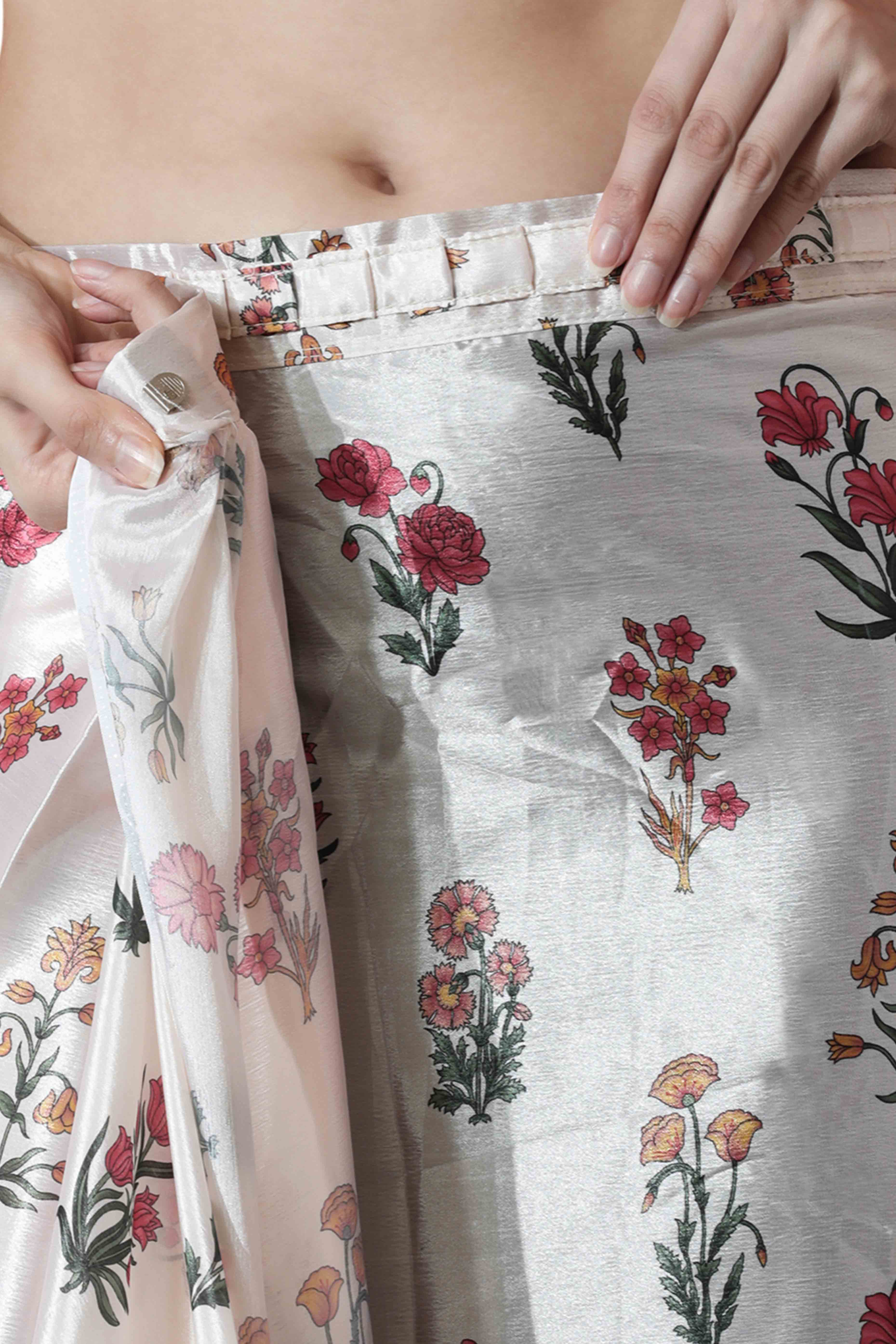 Offwhite Floral Digital Printed With Lace Border Pallu Chinon Ready To Wear Saree