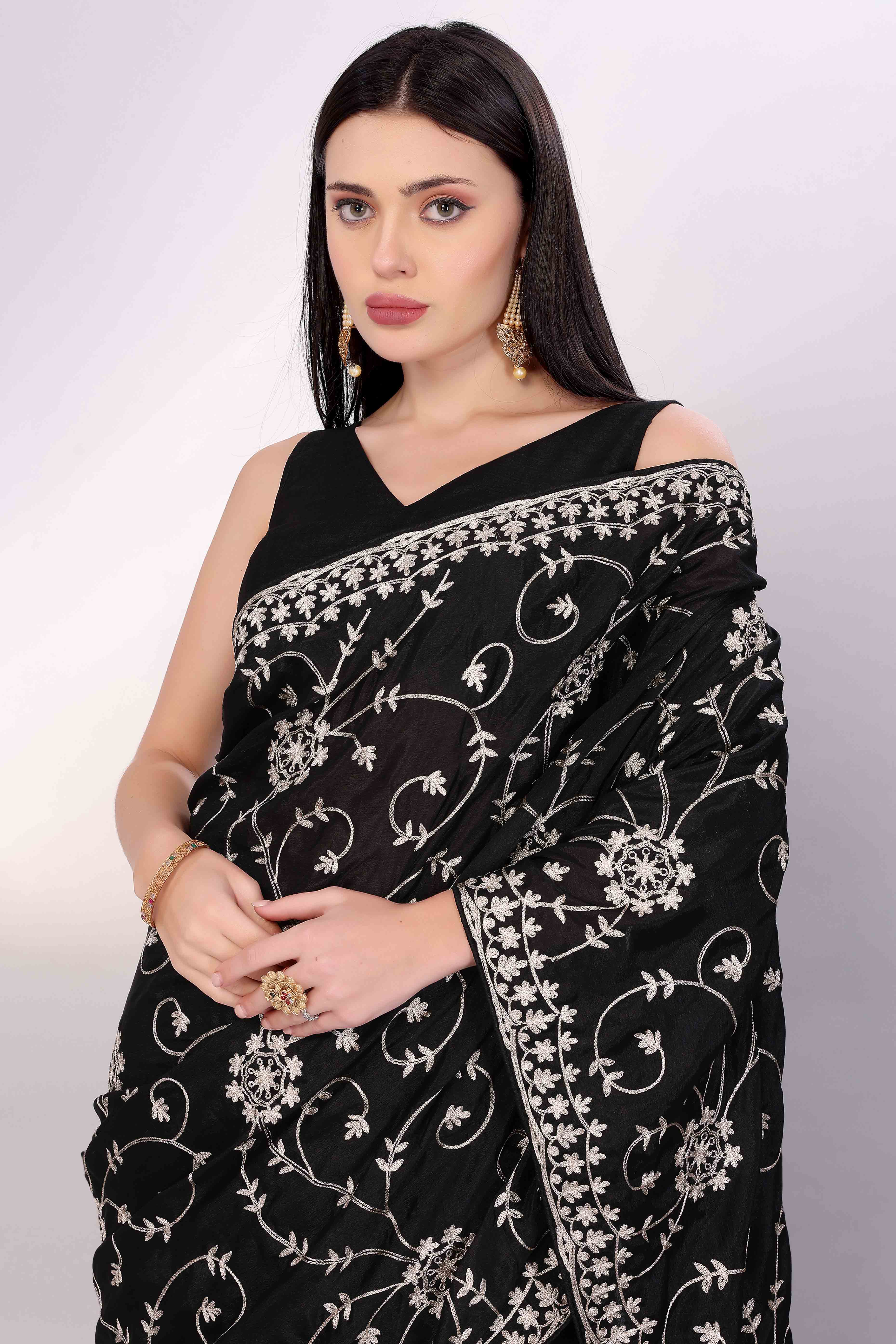 Black Chinon Silk Saree Adorned With Fine Floral Thread Work